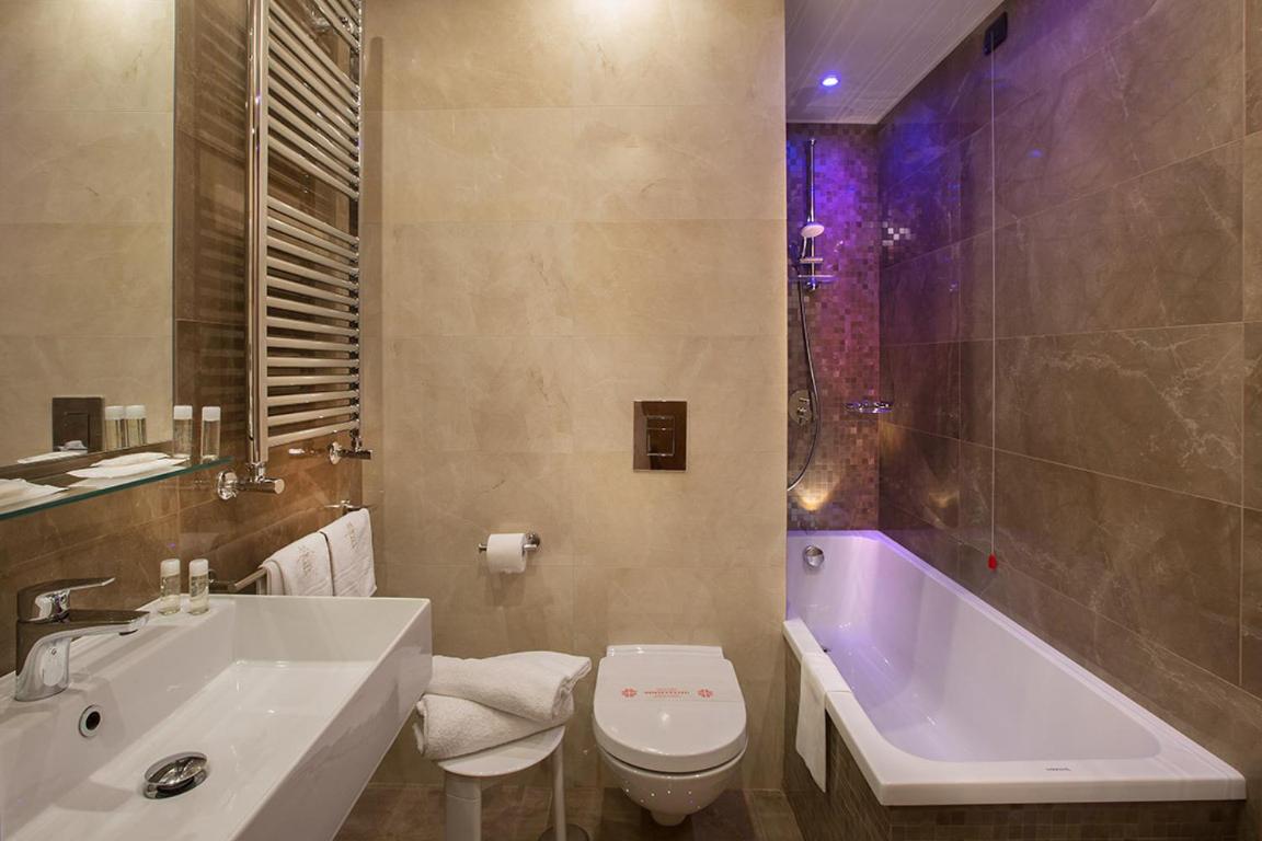Superior Double Room - Photo 17