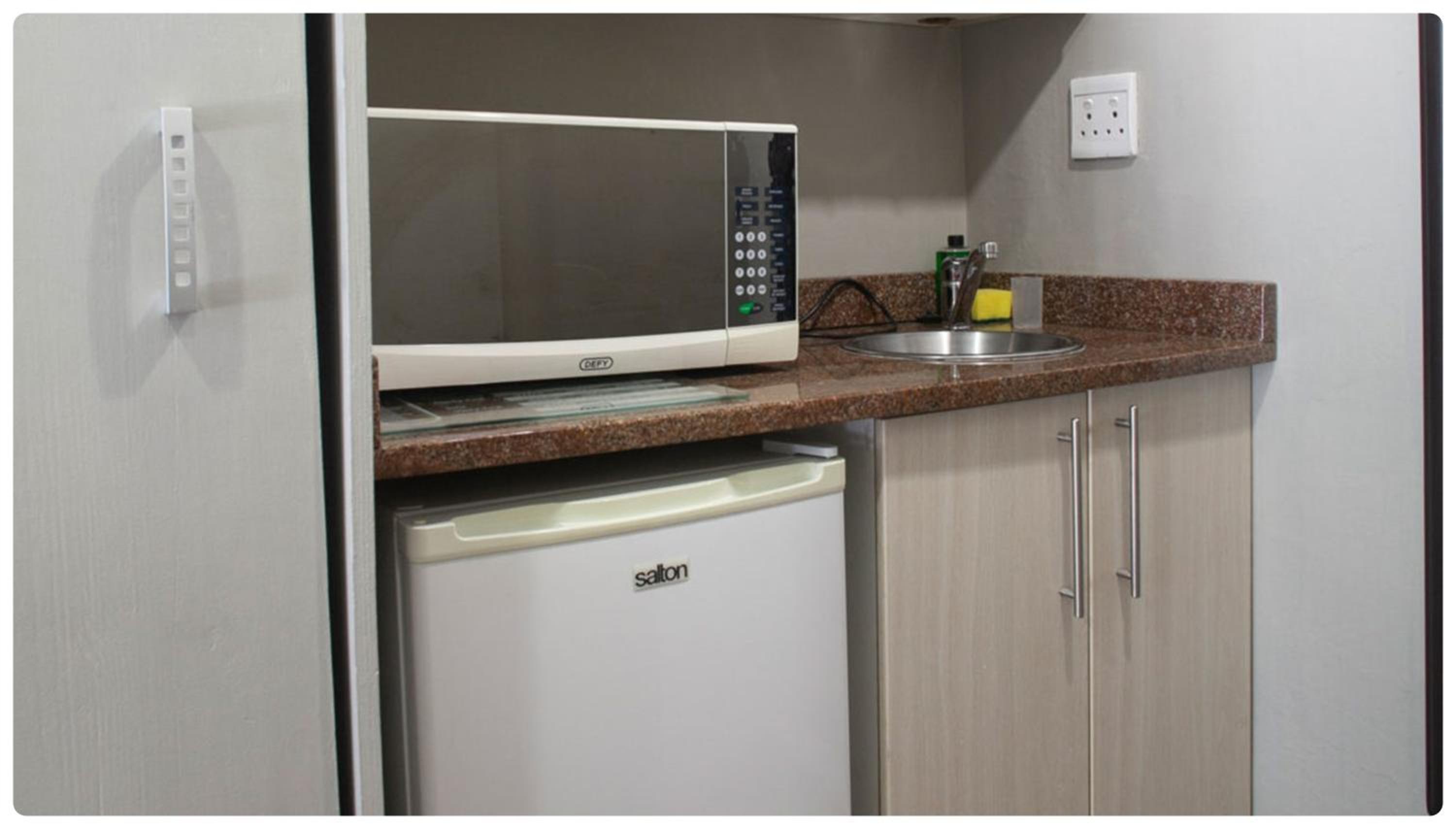 Self-Catering Studio - Photo 5