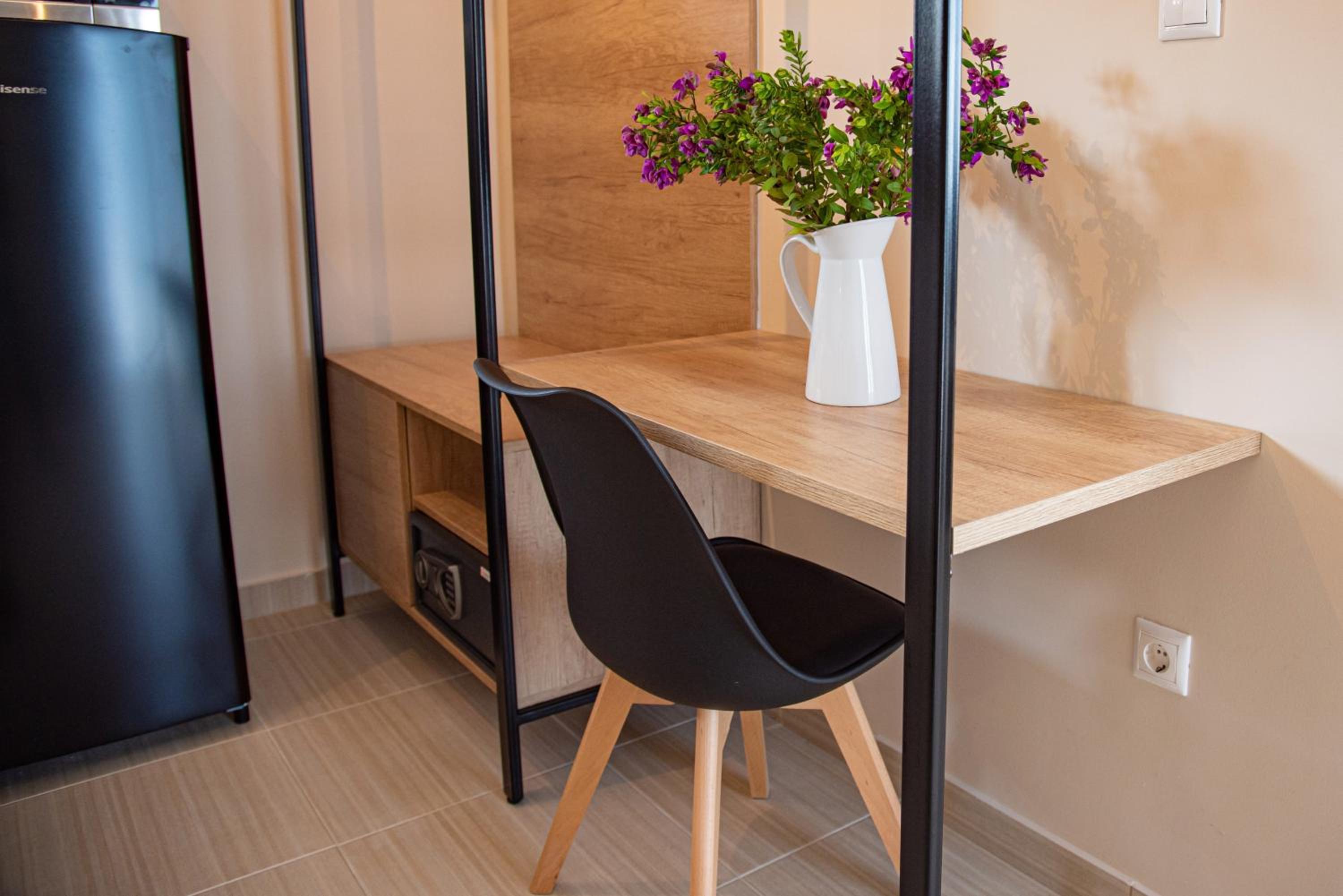 Studio Apartment photo 1