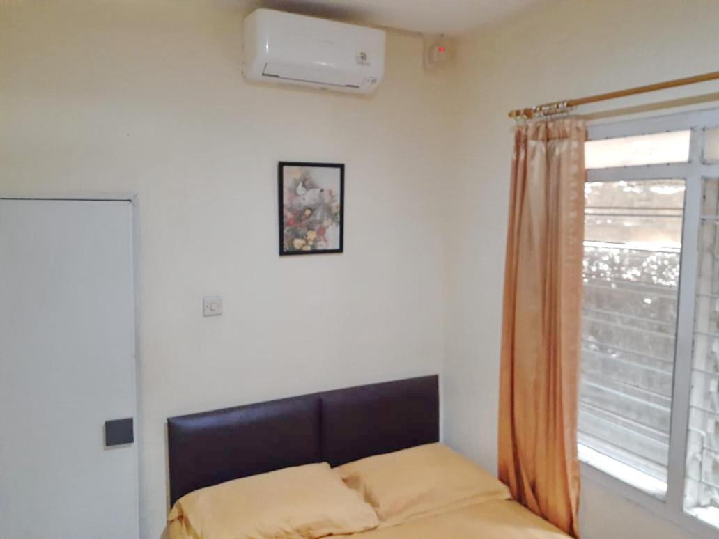 Double Room with Private Bathroom - Photo 4