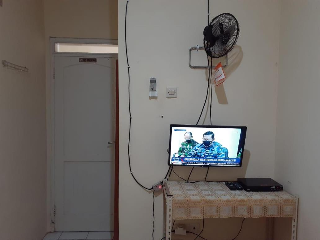 Twin Room with Private Bathroom - Photo 4