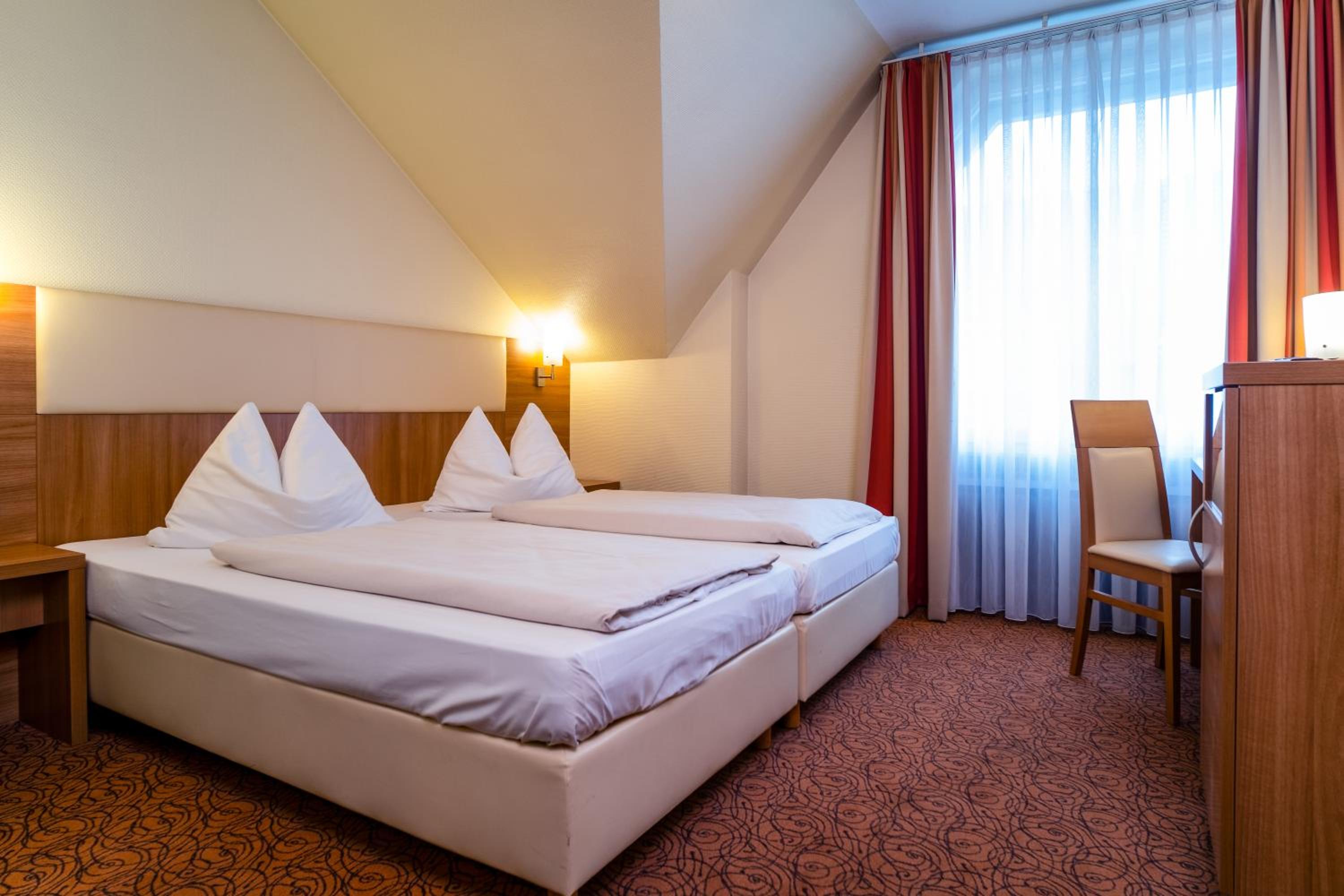 Standard Double Room with Air conditioning