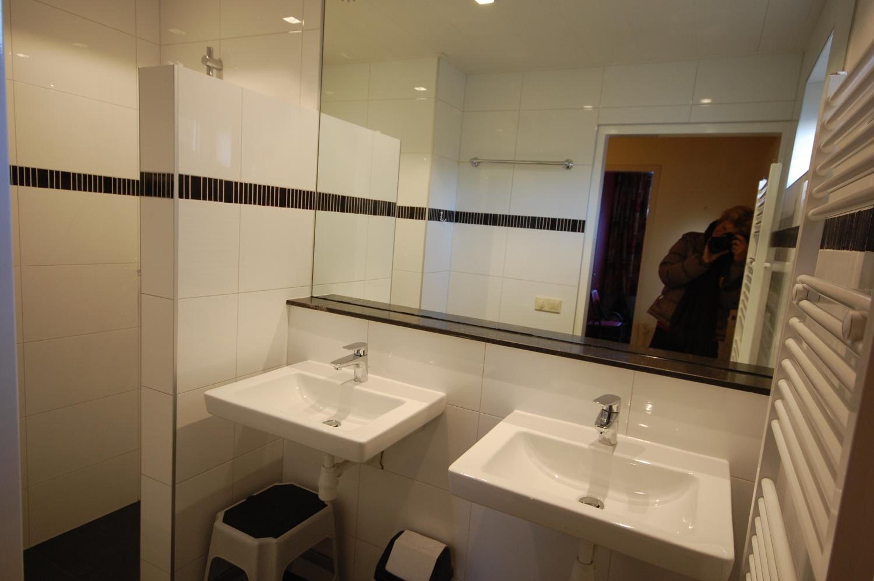 Three-Bedroom House photo 3