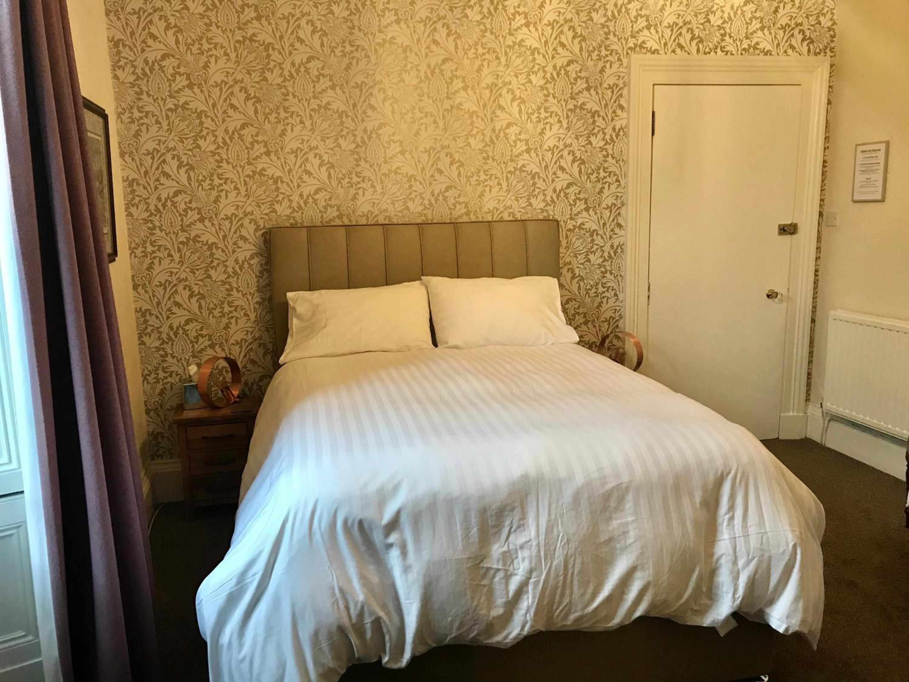 Superior Double or Twin Room photo 3
