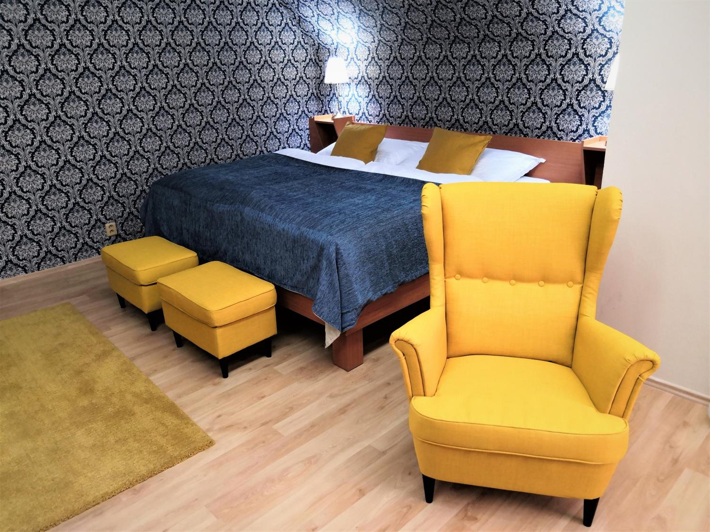 Suite - Photo 7