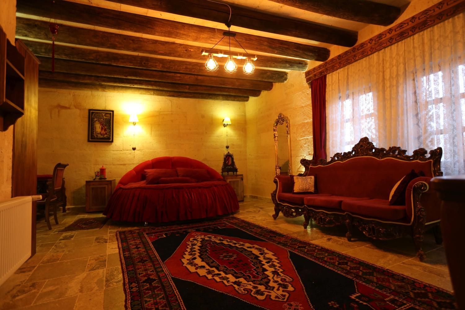 Deluxe King Room photo 2