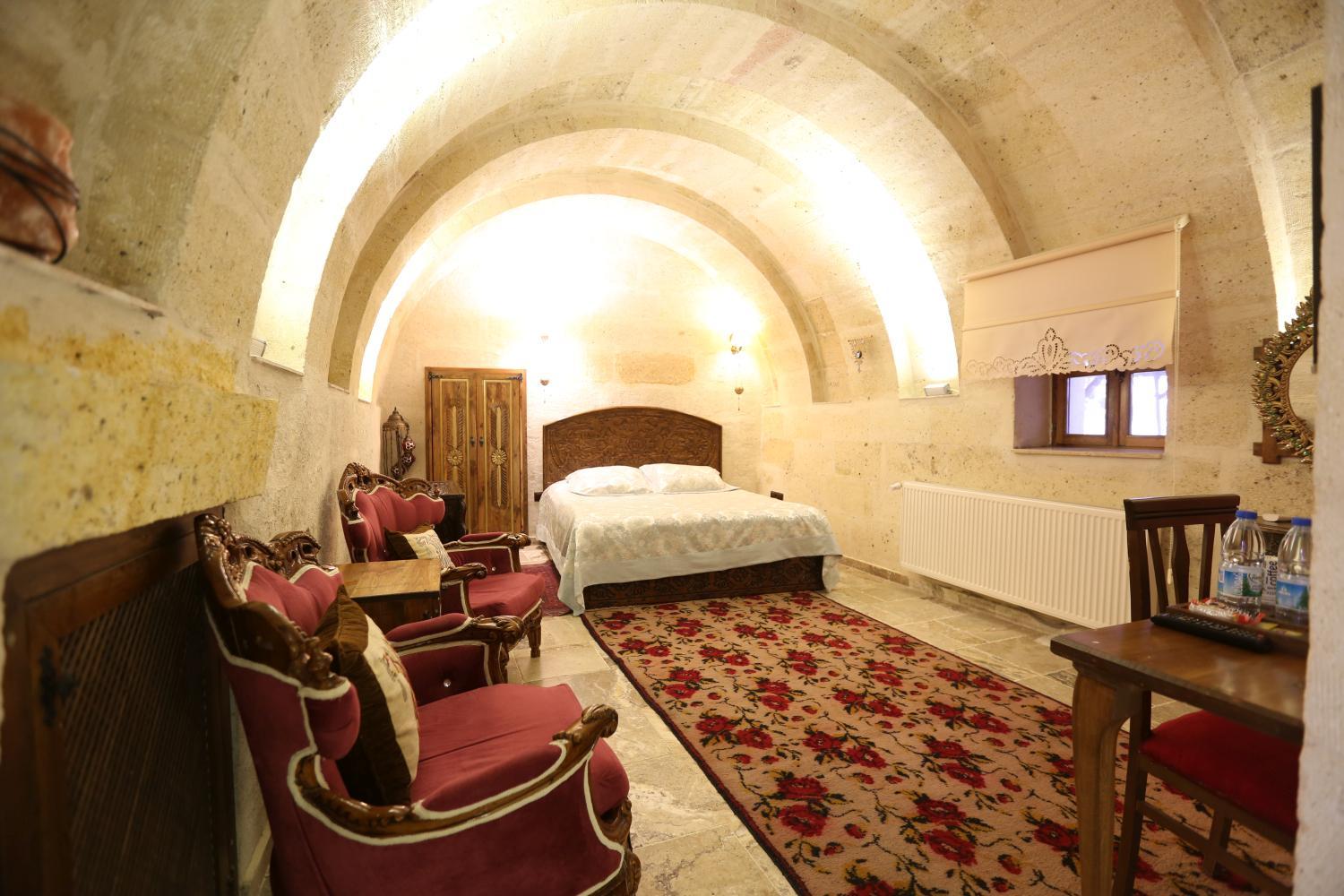 Deluxe King Room photo 3