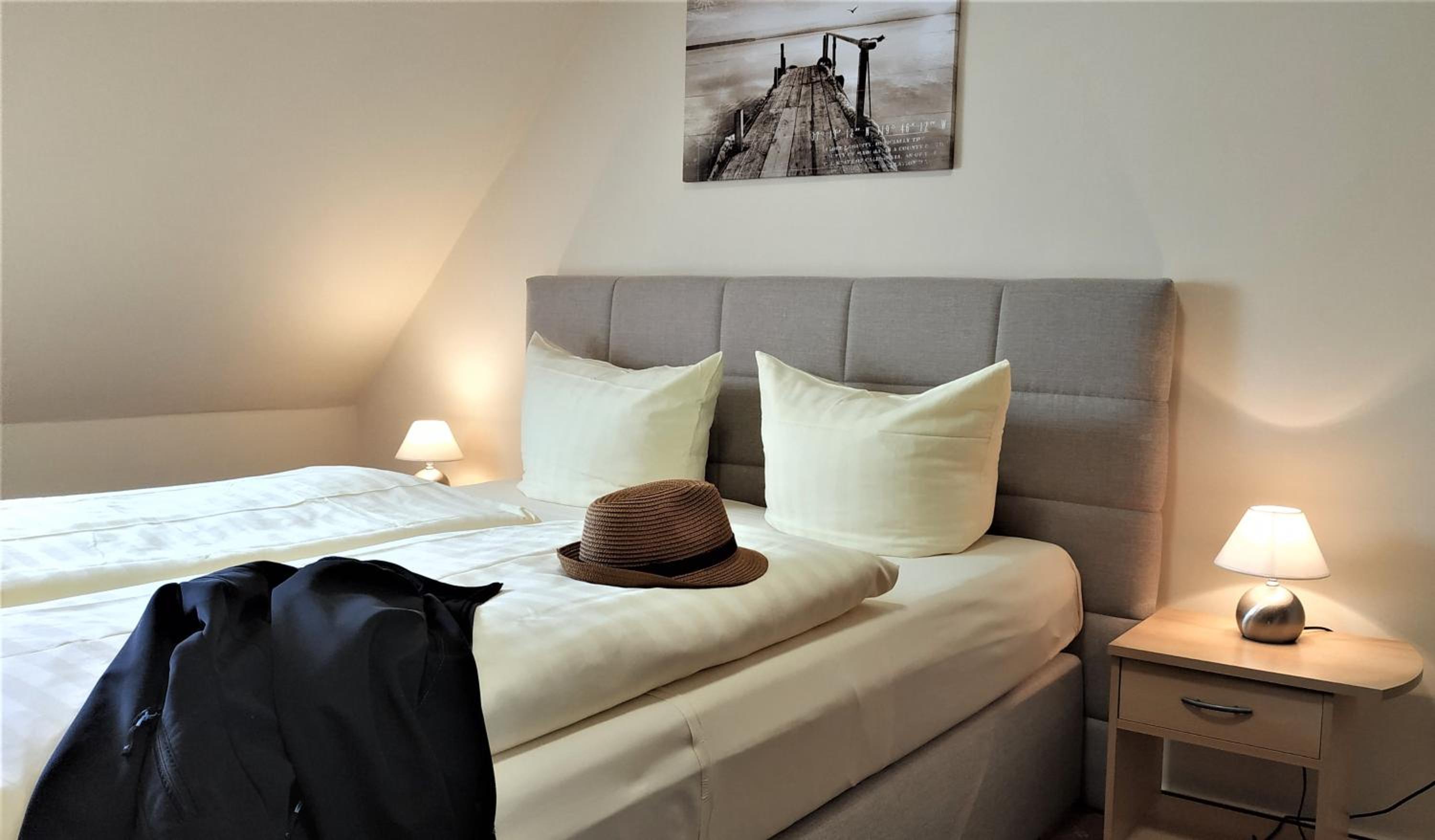 Small Double Room photo 2