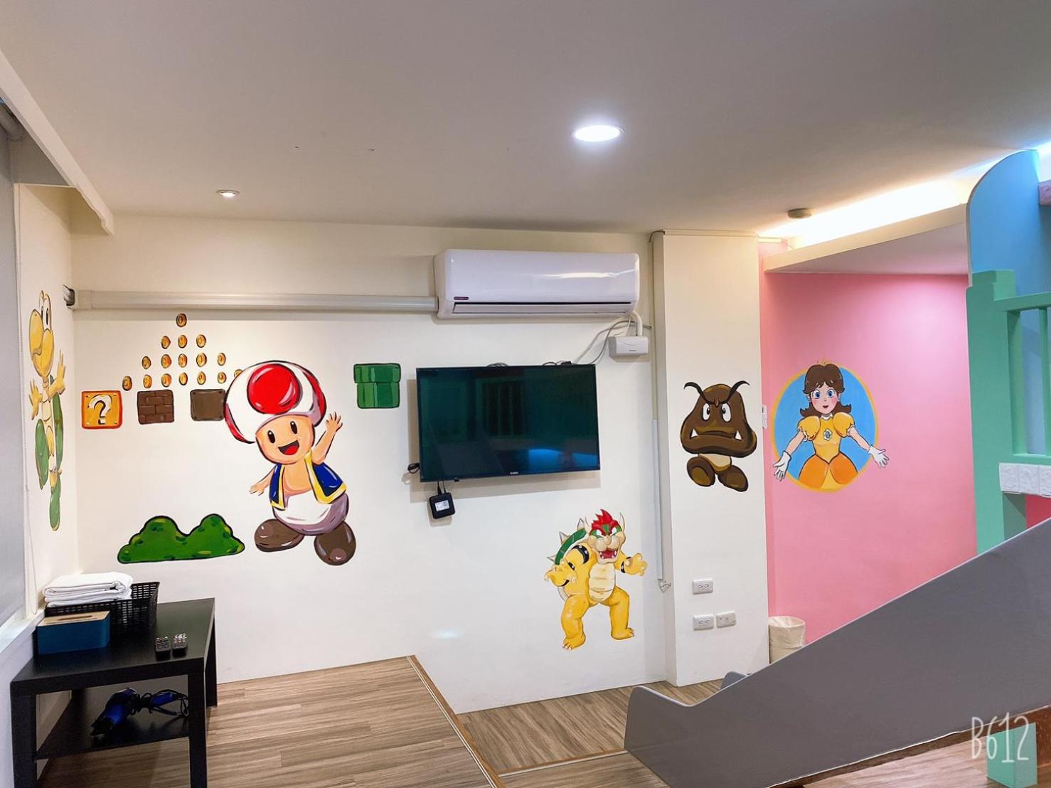 Family Room - Photo 6