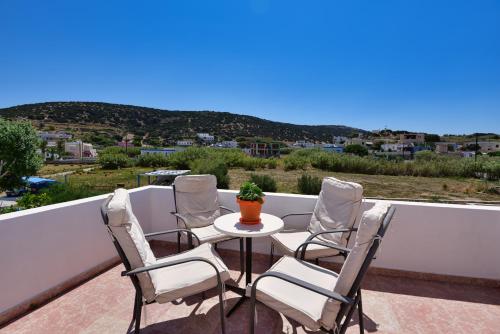 Studio (2 Adults) photo 2
