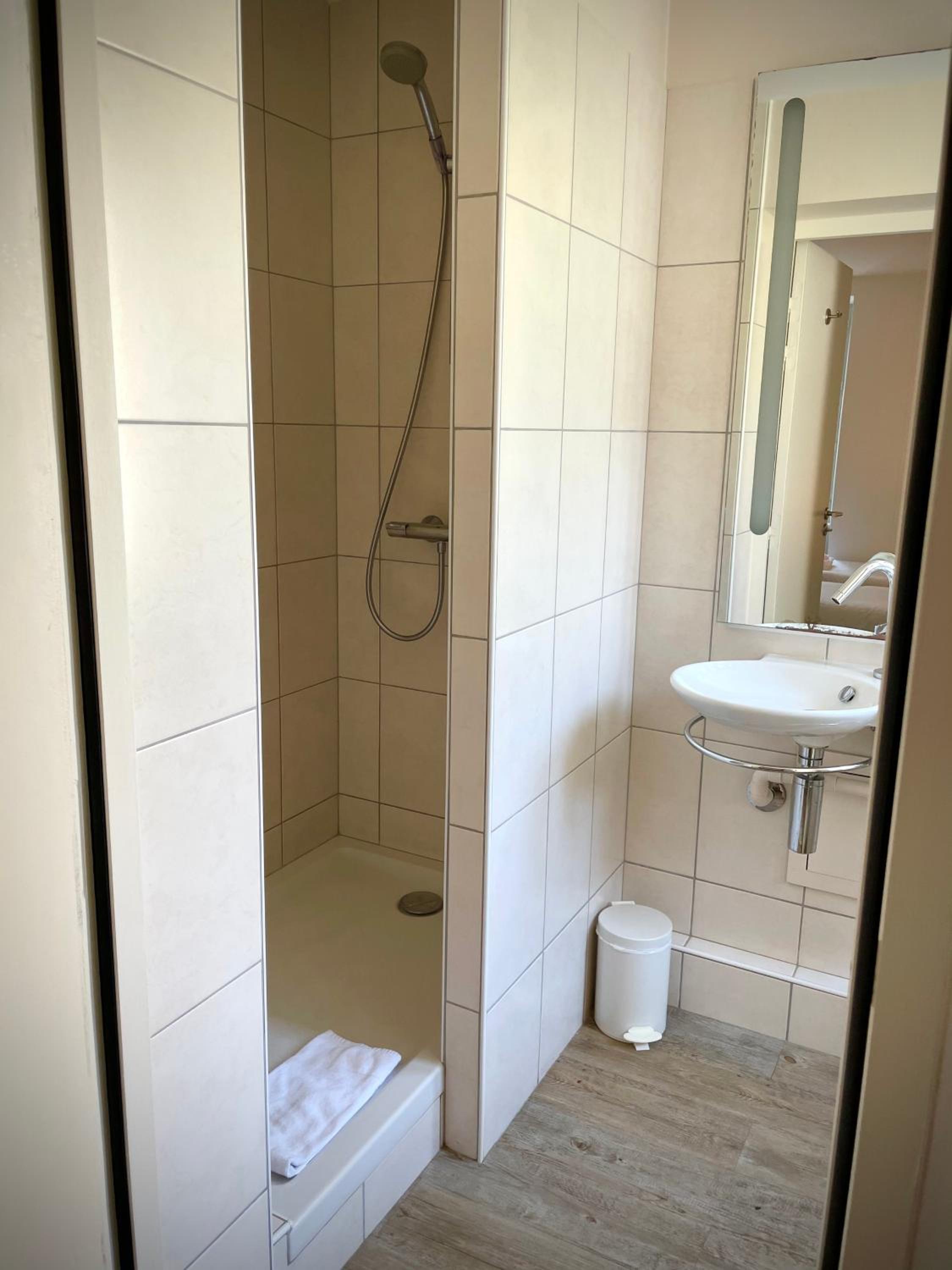 Quadruple Room with Shower photo 2
