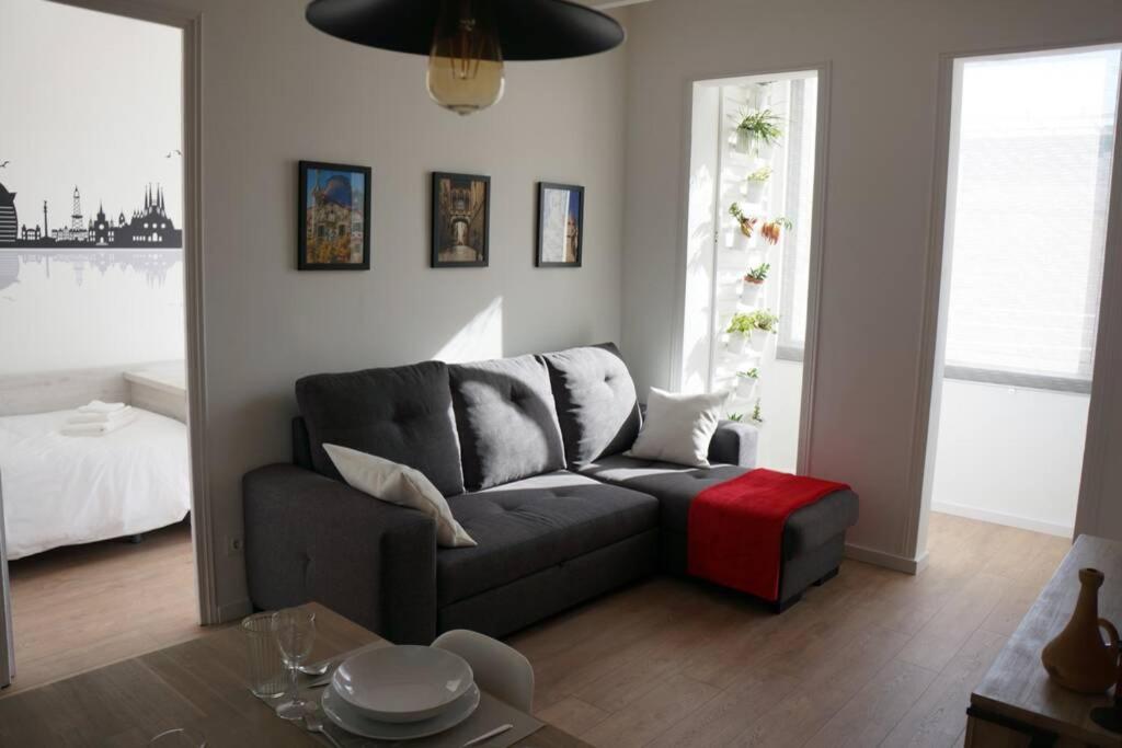 Two-Bedroom Apartment - Photo 5