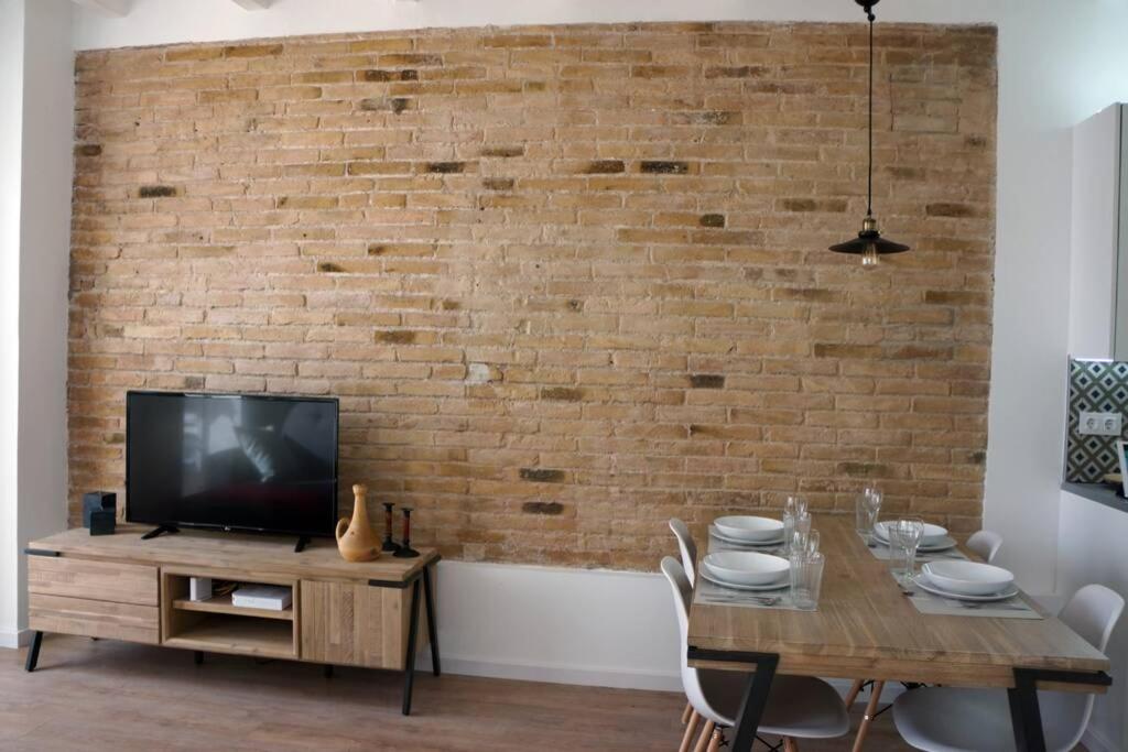 Two-Bedroom Apartment - Photo 9