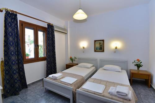 Double or Twin Room photo 2