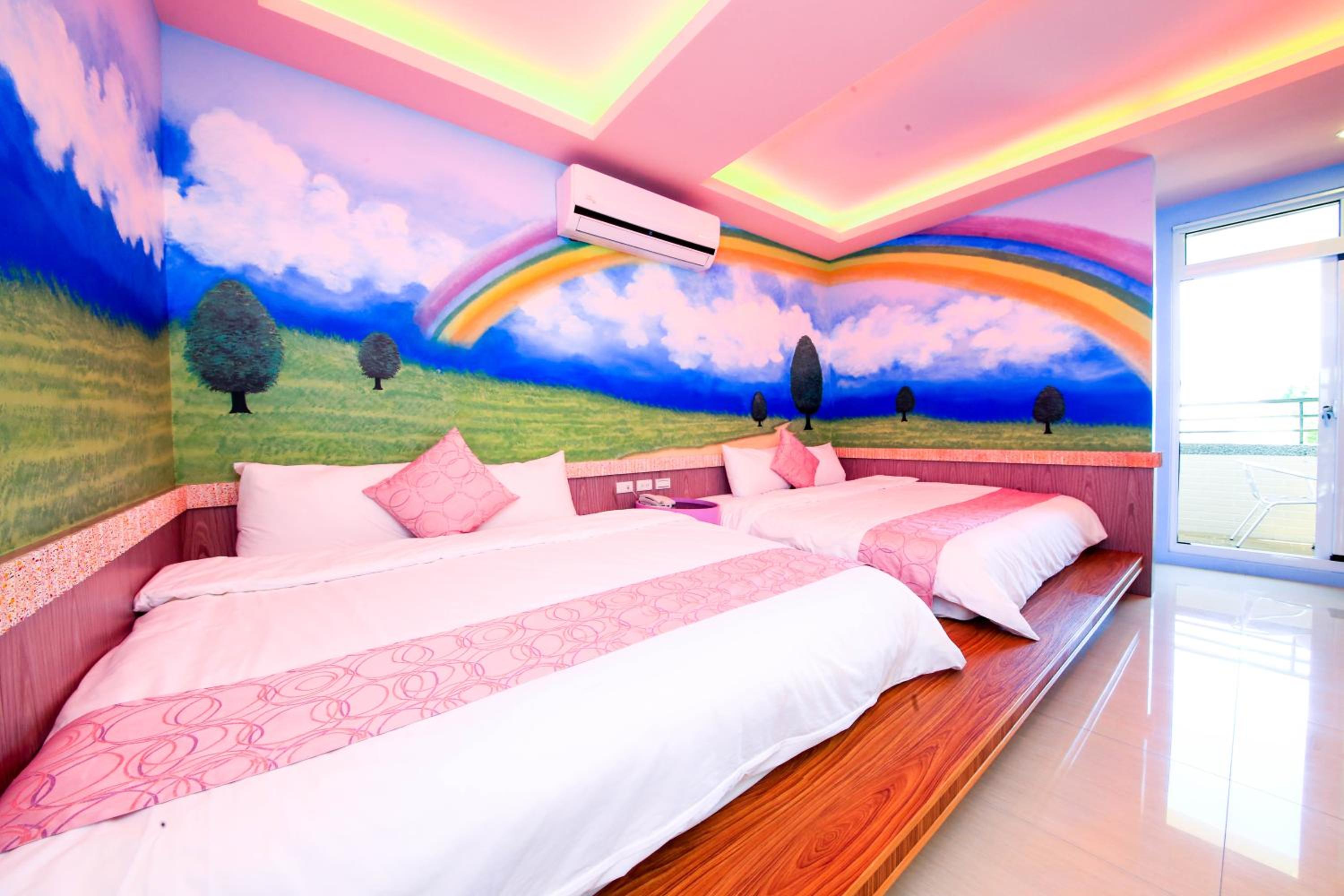 Superior Quadruple Room with Balcony photo 2