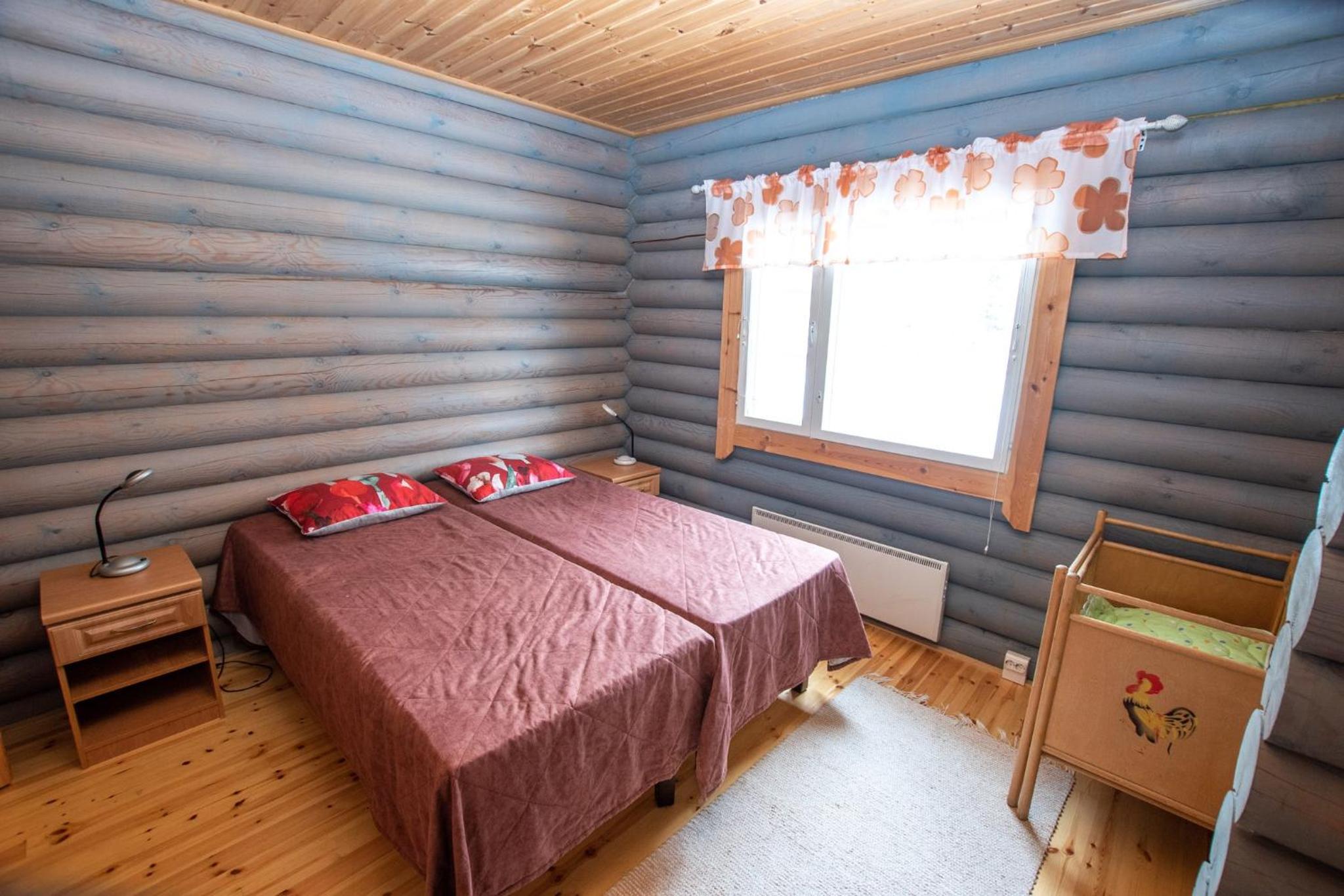Three-Bedroom Cottage with Sauna - Photo 11