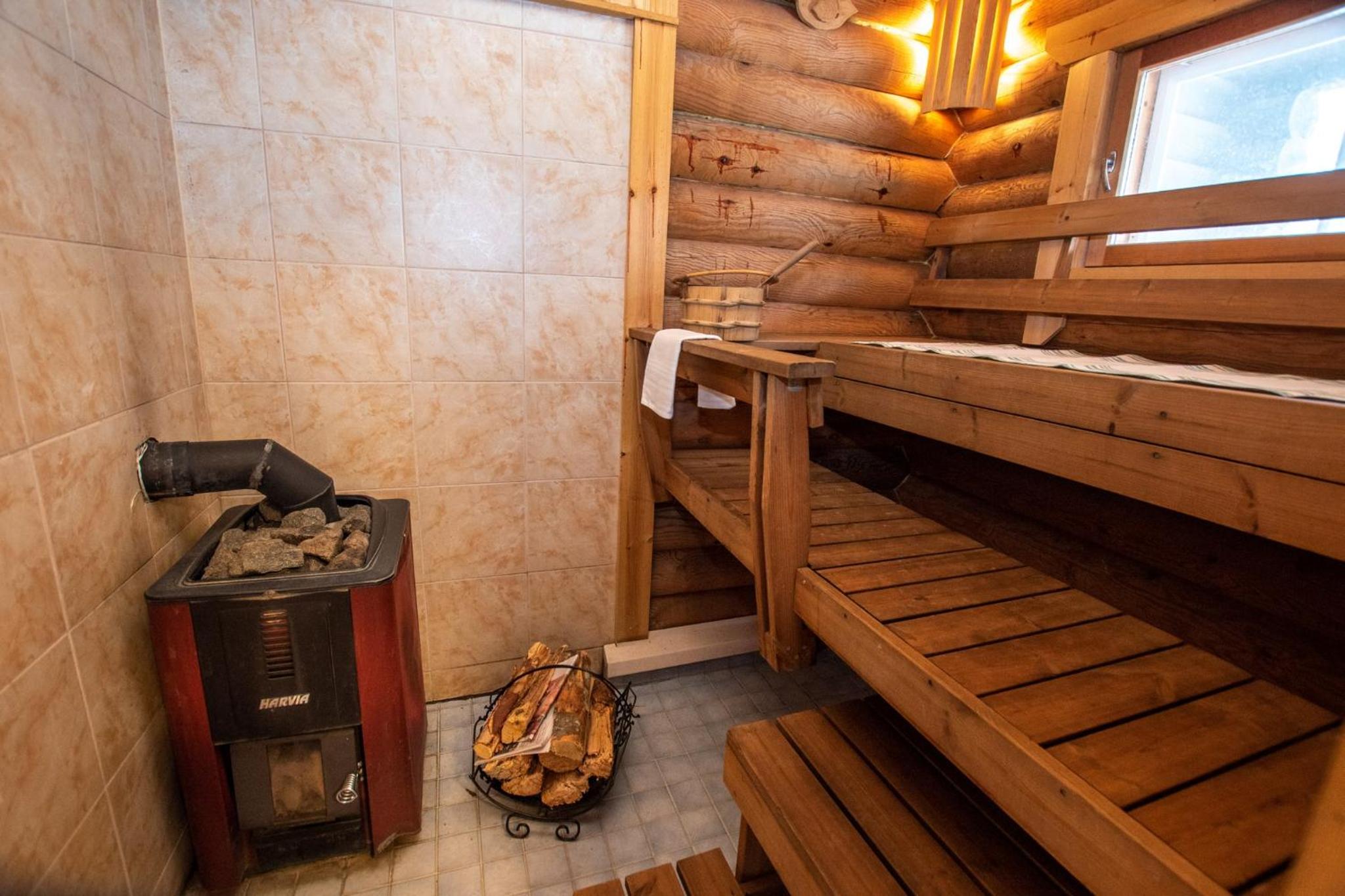 Three-Bedroom Cottage with Sauna - Photo 5