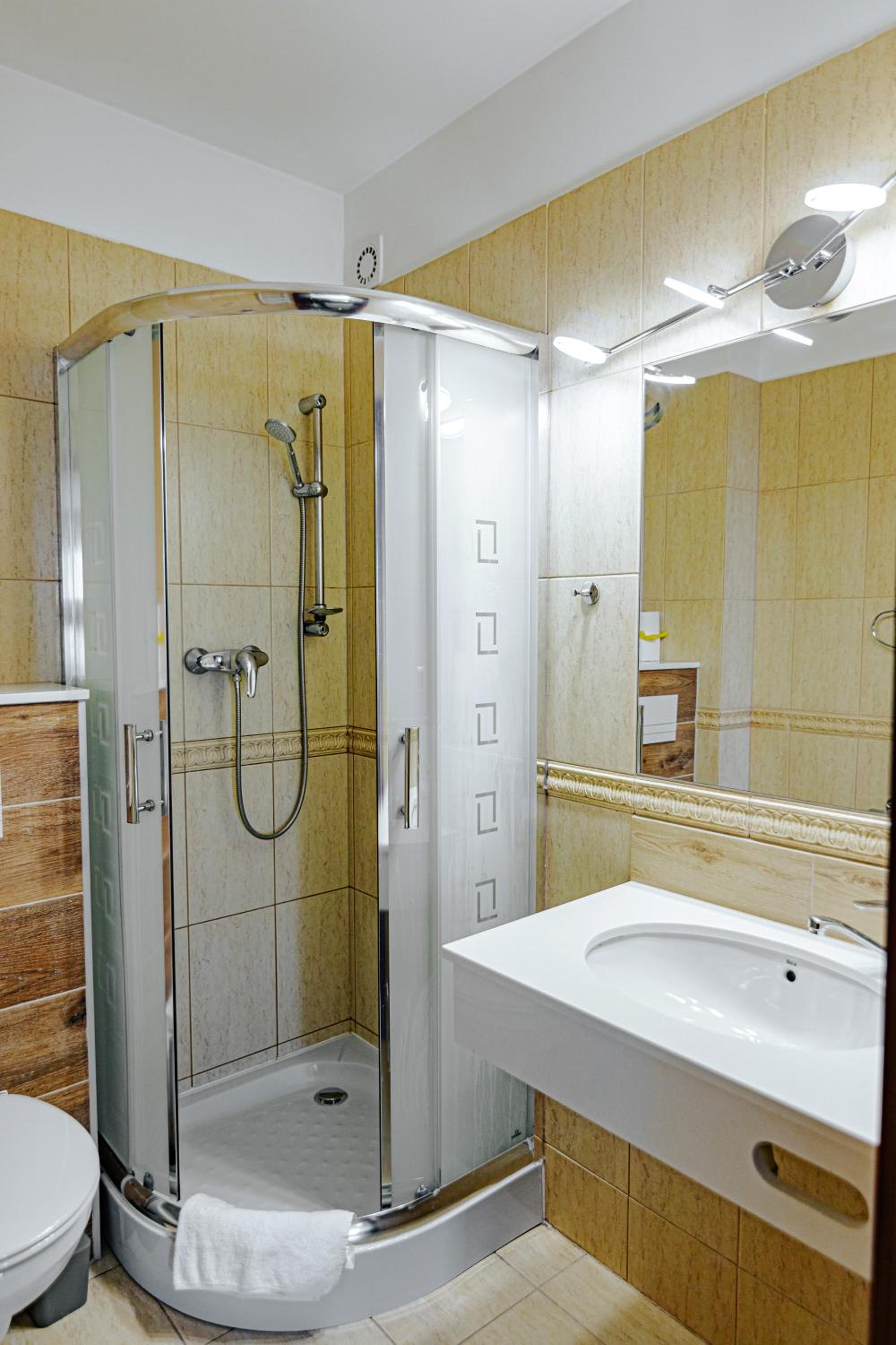 Standard Triple Room photo 3