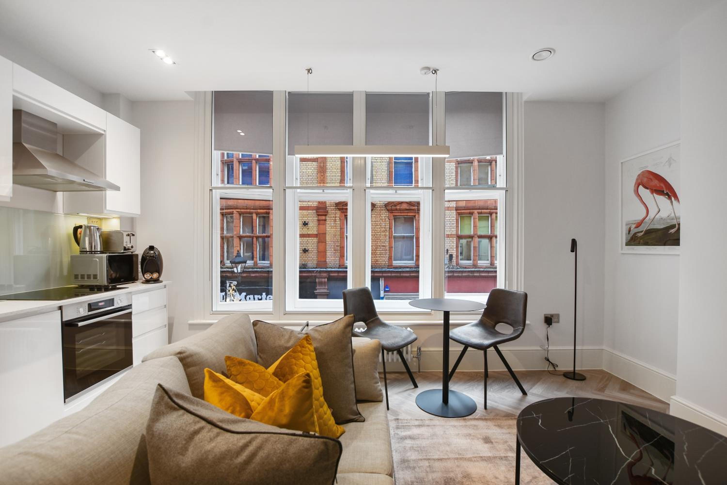 One-Bedroom Apartment - Photo 8