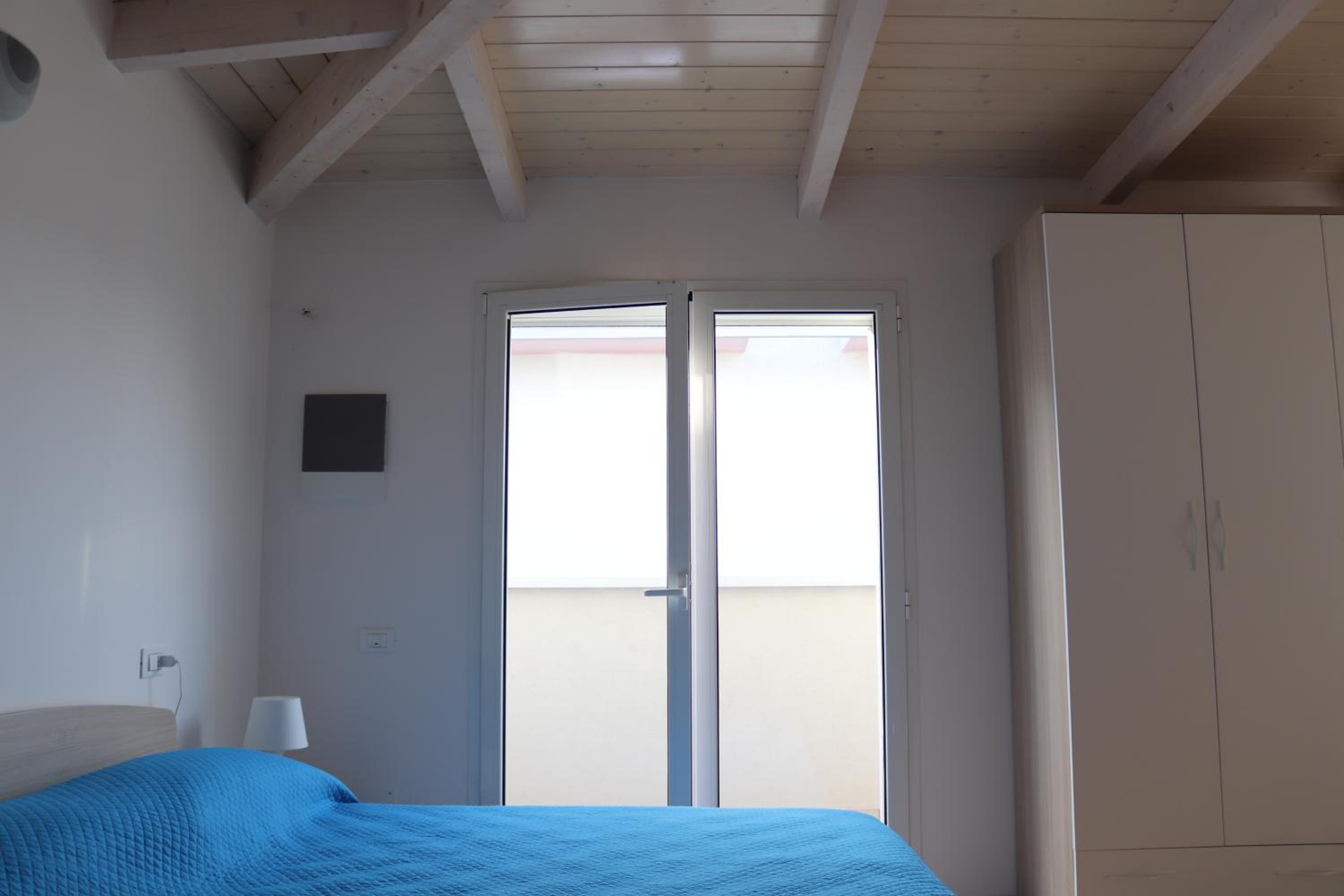 Studio Apartment with Balcony