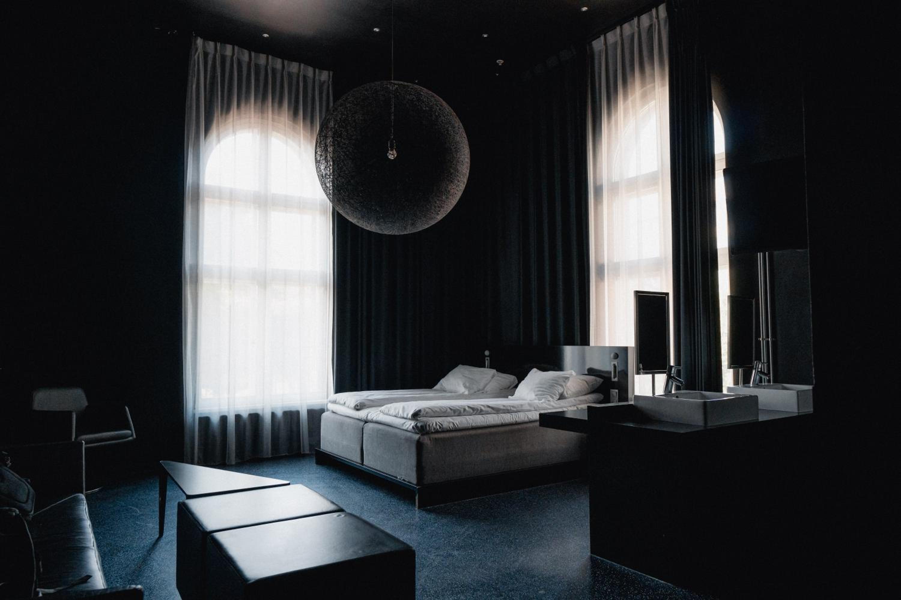 Suite thumbnail 5
