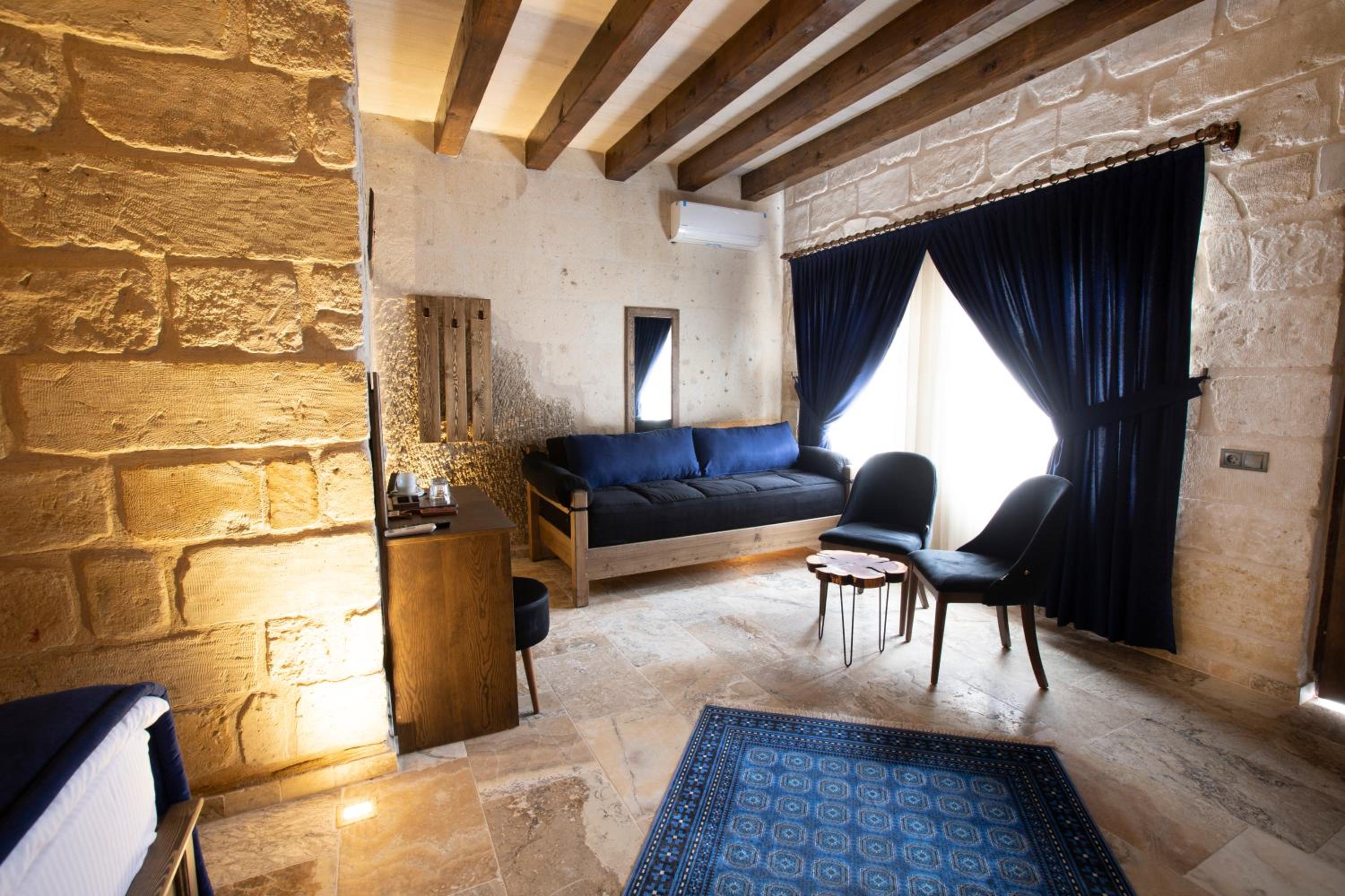 Triple Room with Bathroom photo 1