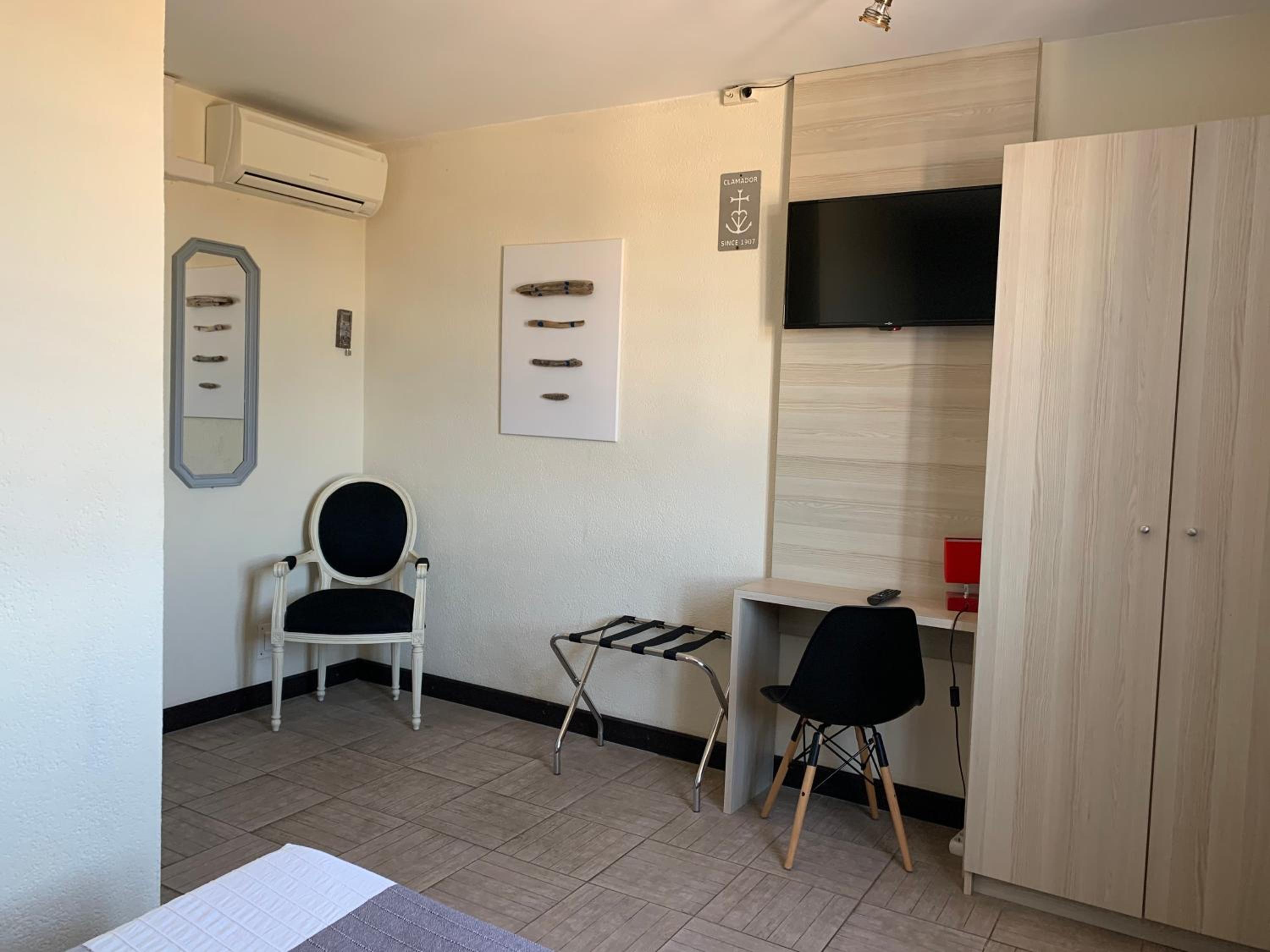 Small Double Room photo 3