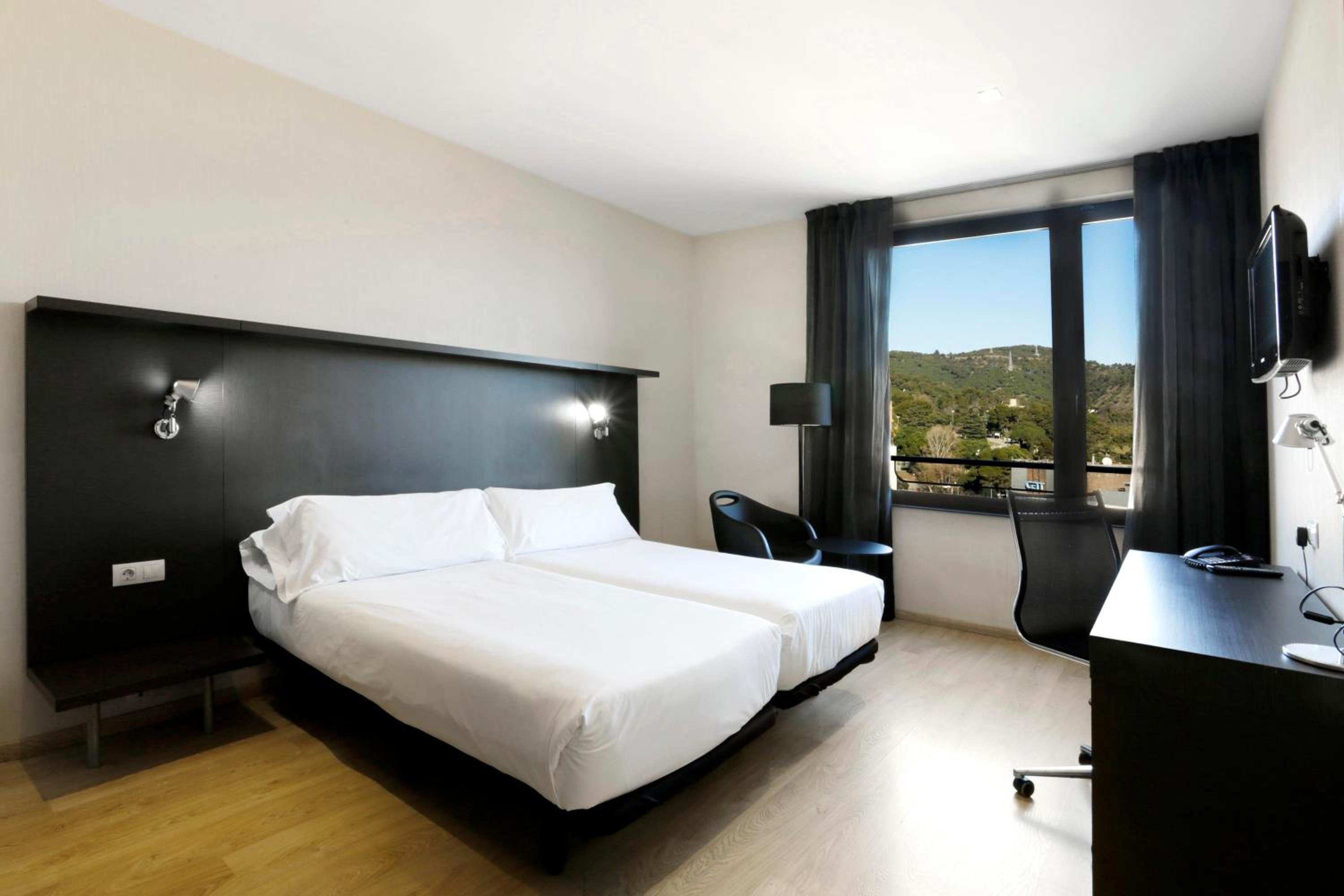 Double or Twin Room photo 2