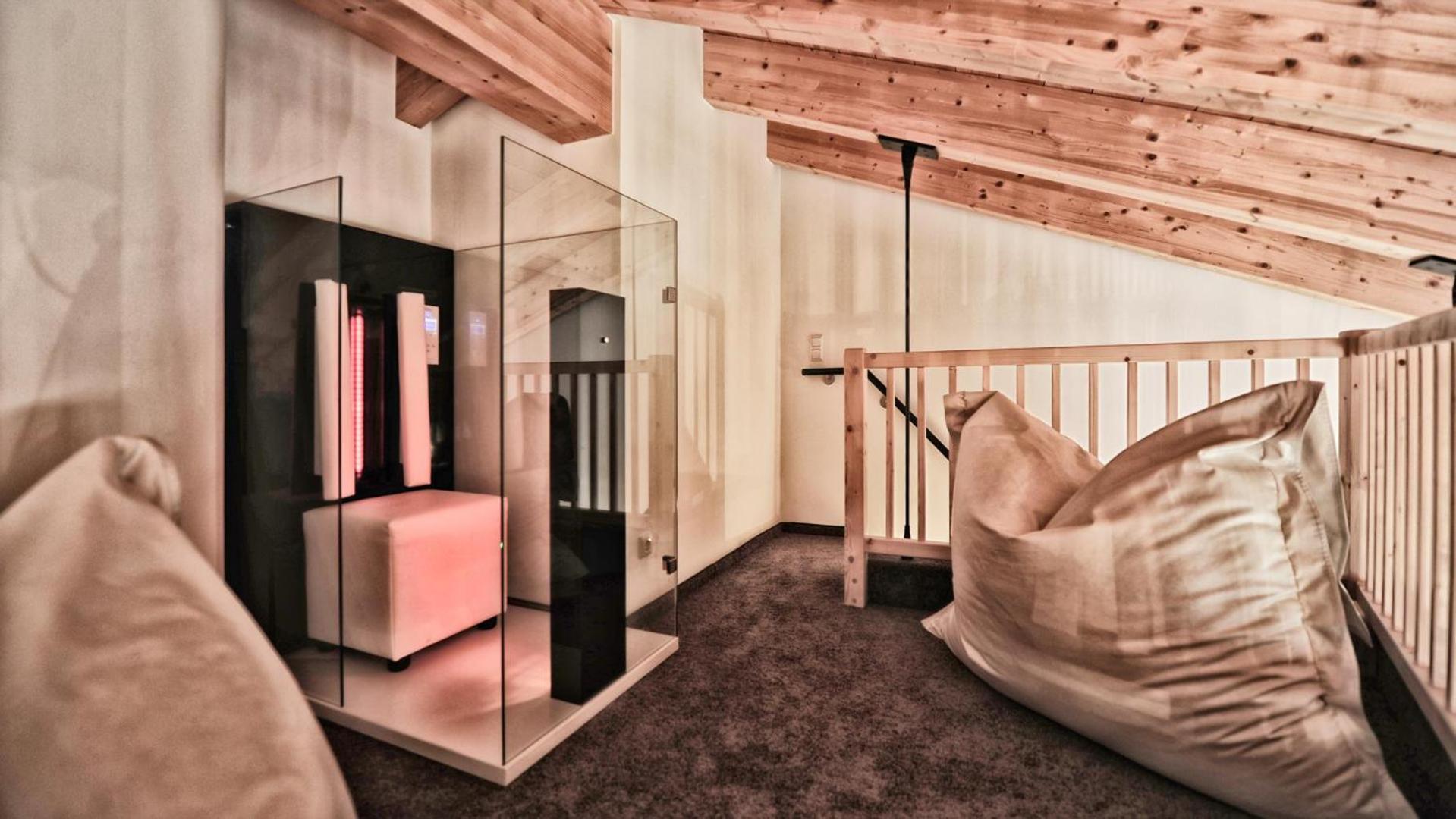 Penthouse Suite with Terrace - Photo 5