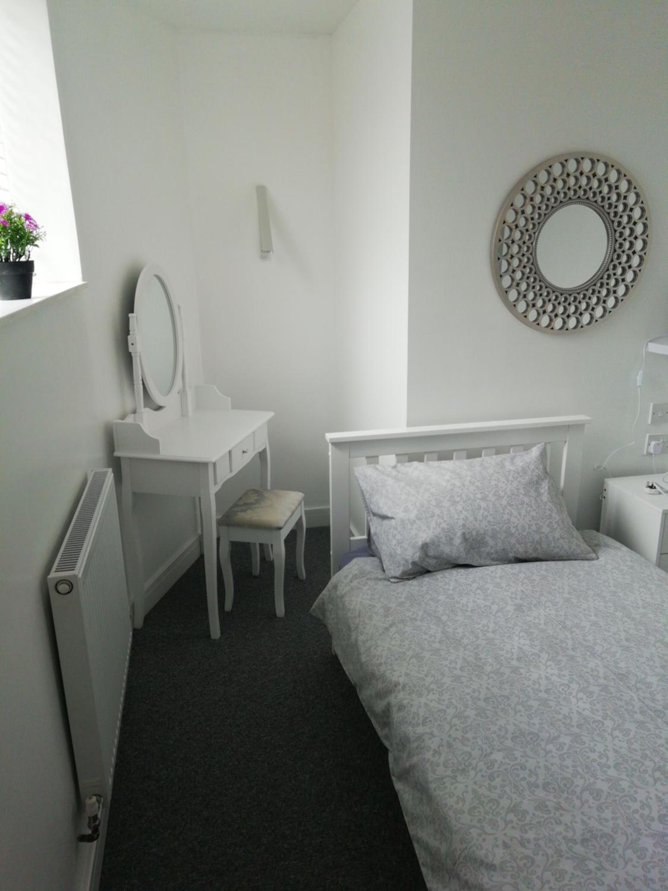 Single Room photo 1
