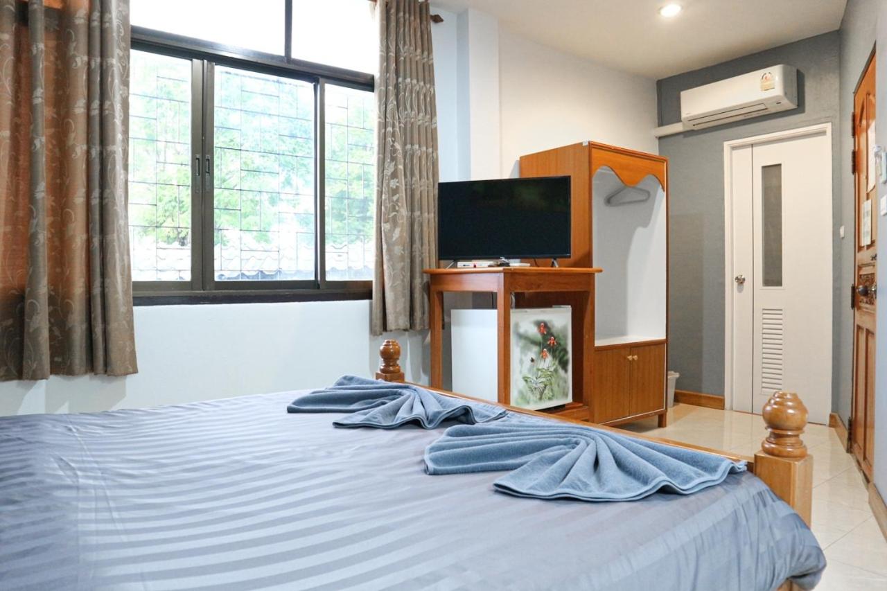 Standard Double Room photo 3