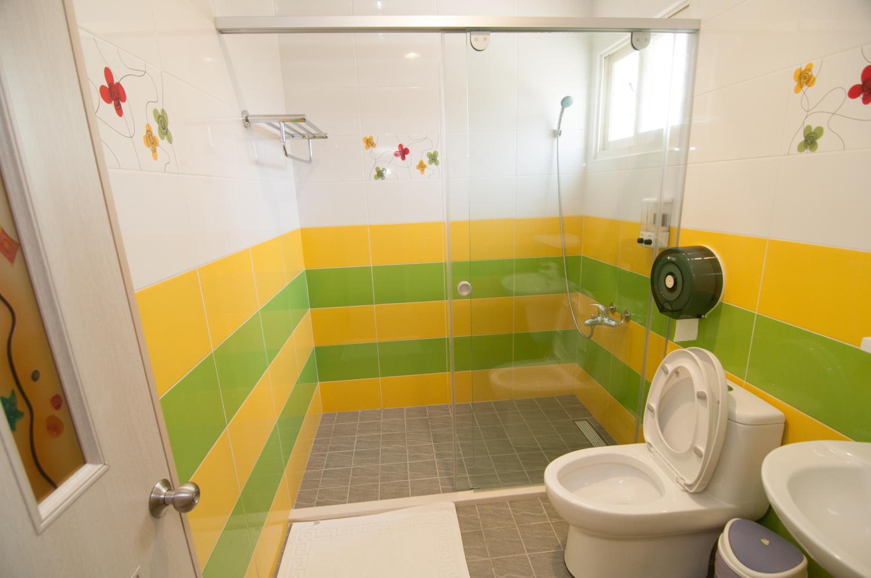 Standard Double Room - Photo 8