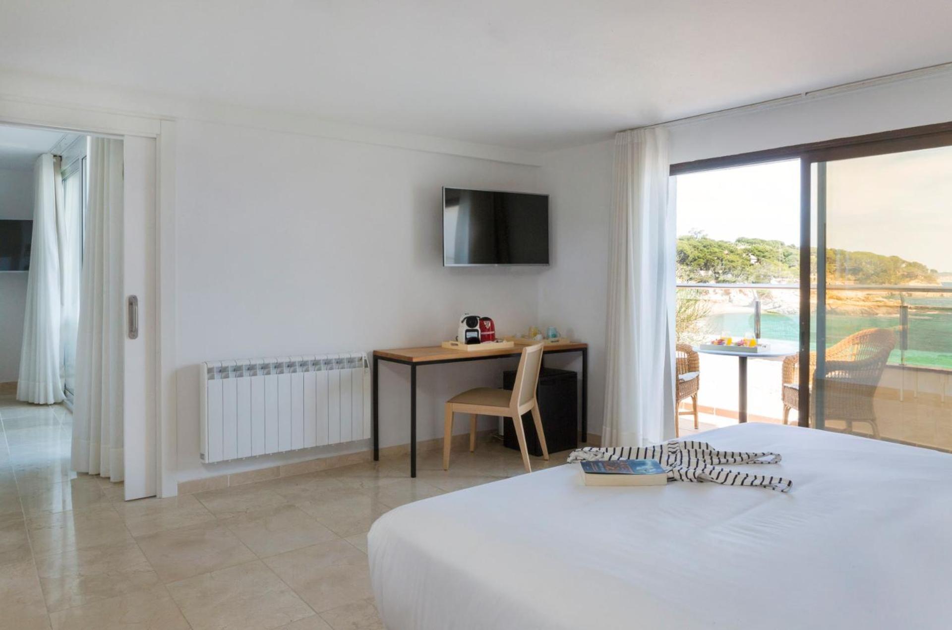 Suite with Sea View