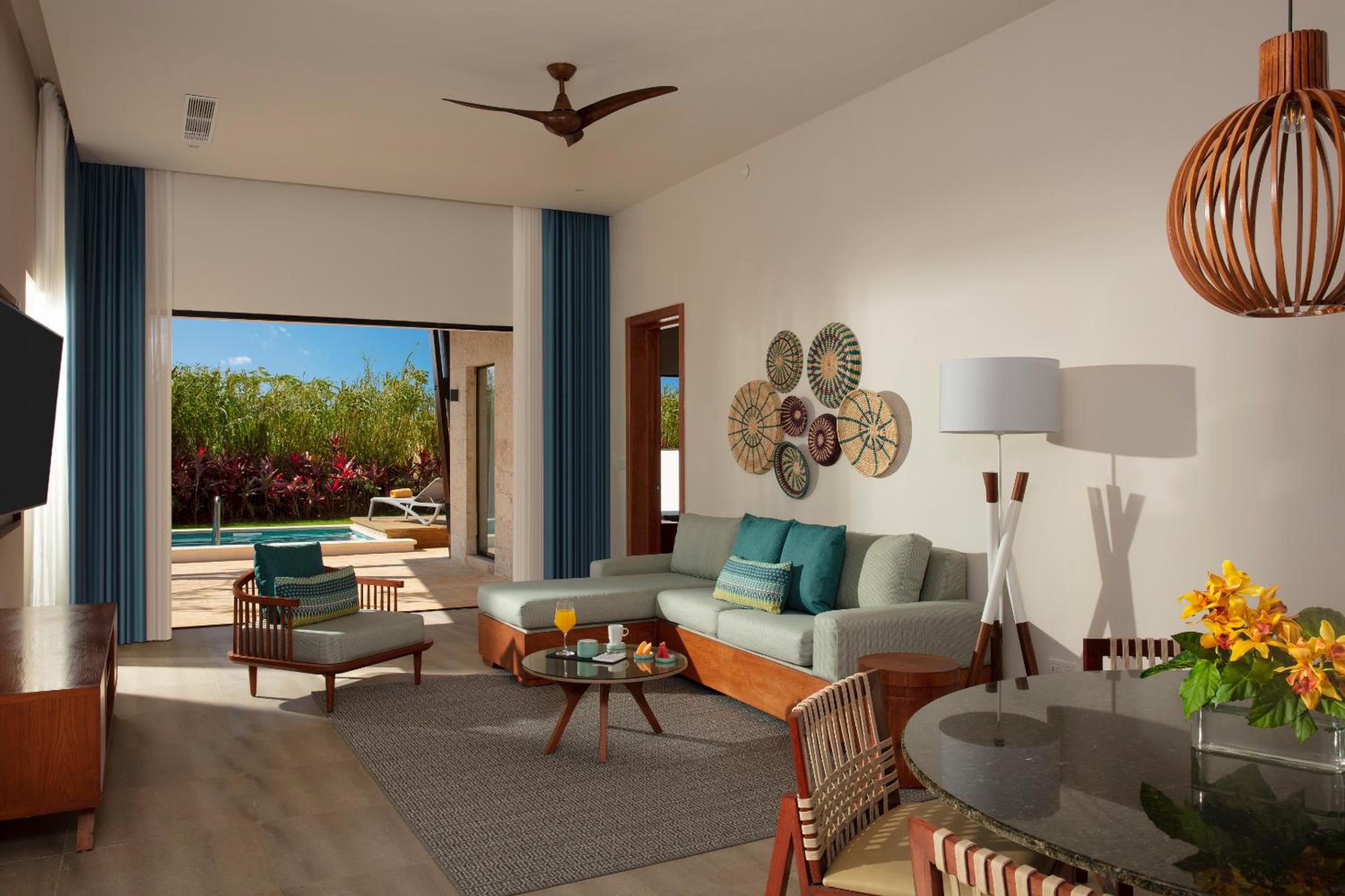 Preferred Club Two-Bedroom Swimout Villa - Photo 6