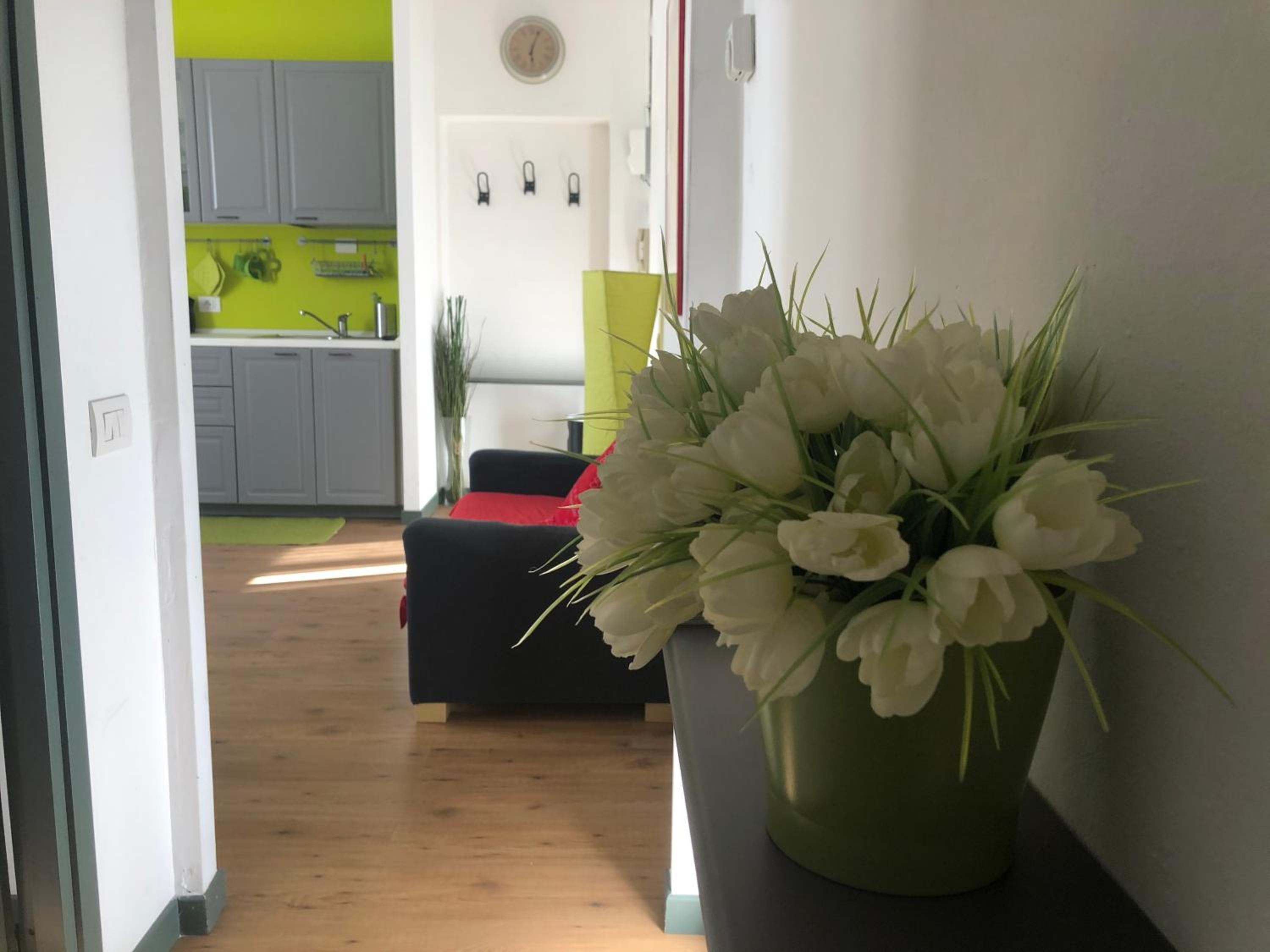 One-Bedroom Apartment - Photo 13