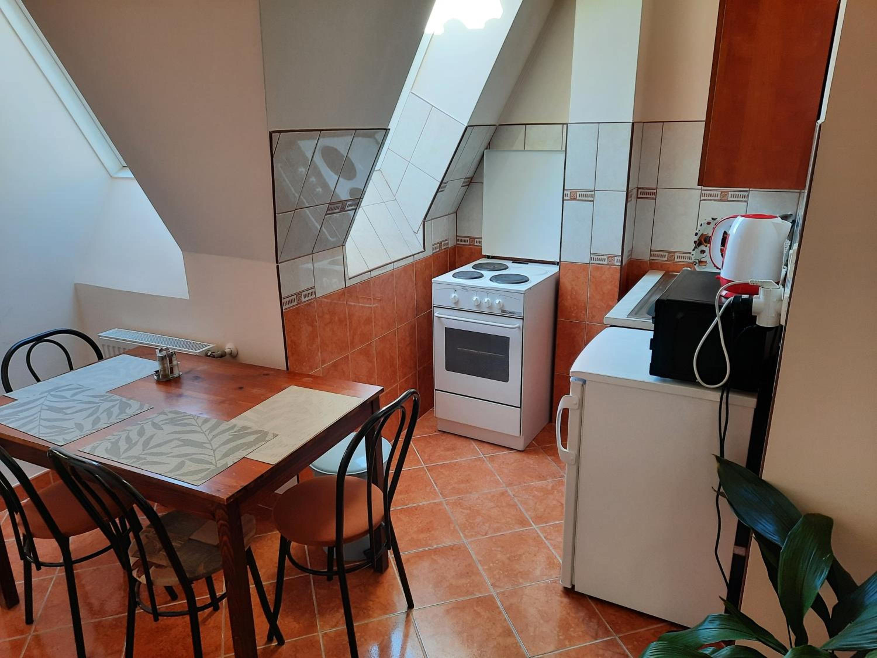 Apartment photo 2