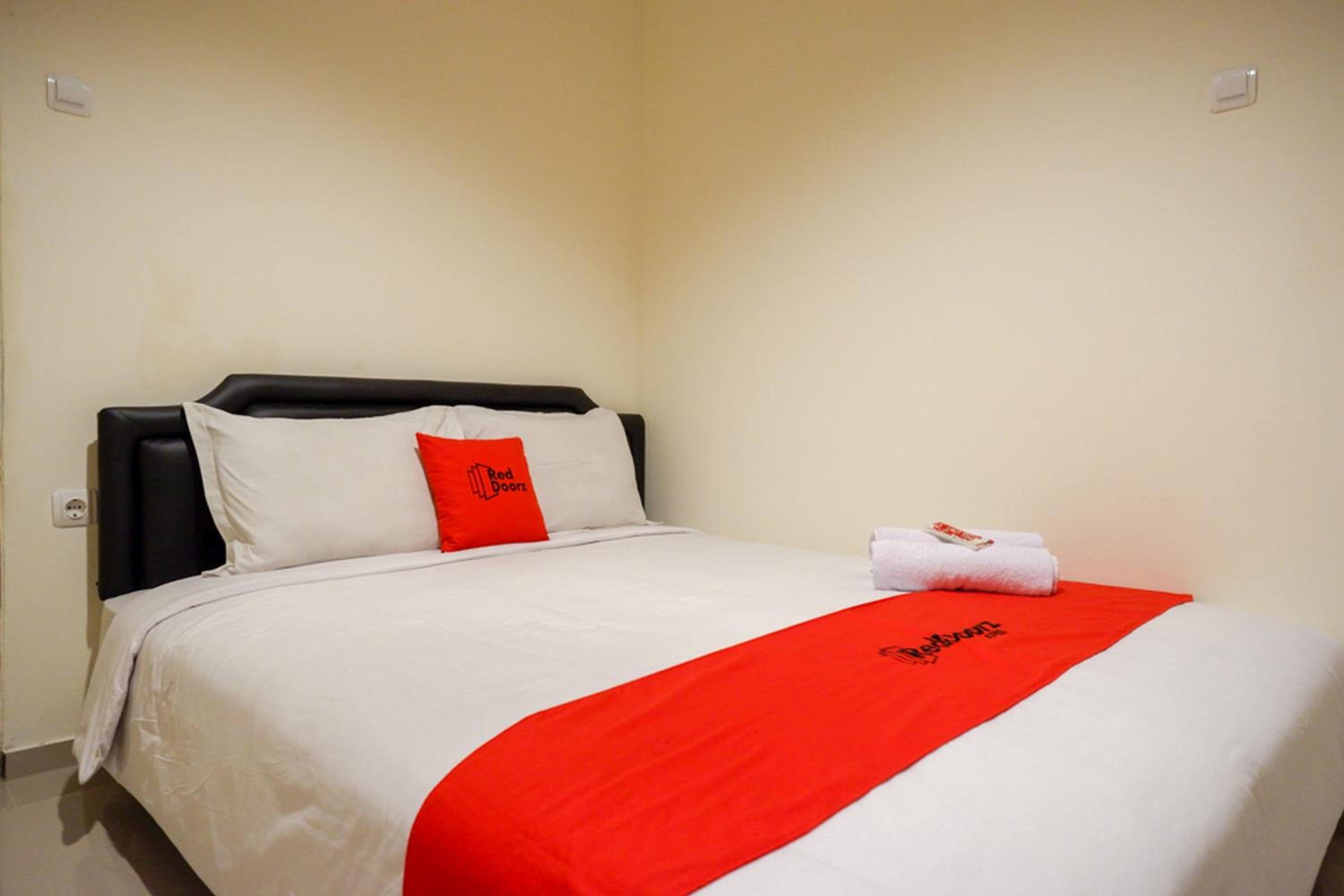 Standard Double Room - Photo 4
