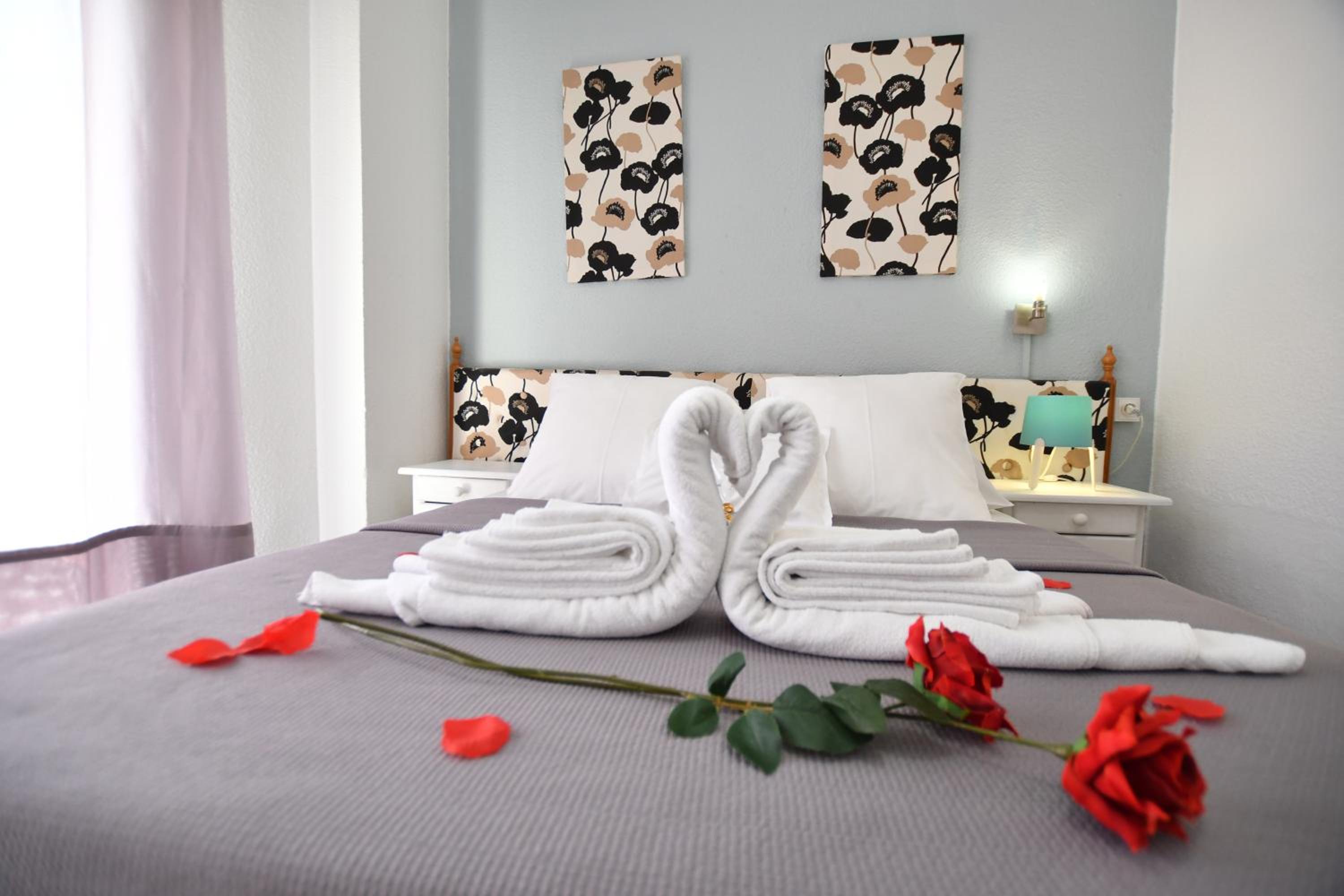 Double Room - Photo 34