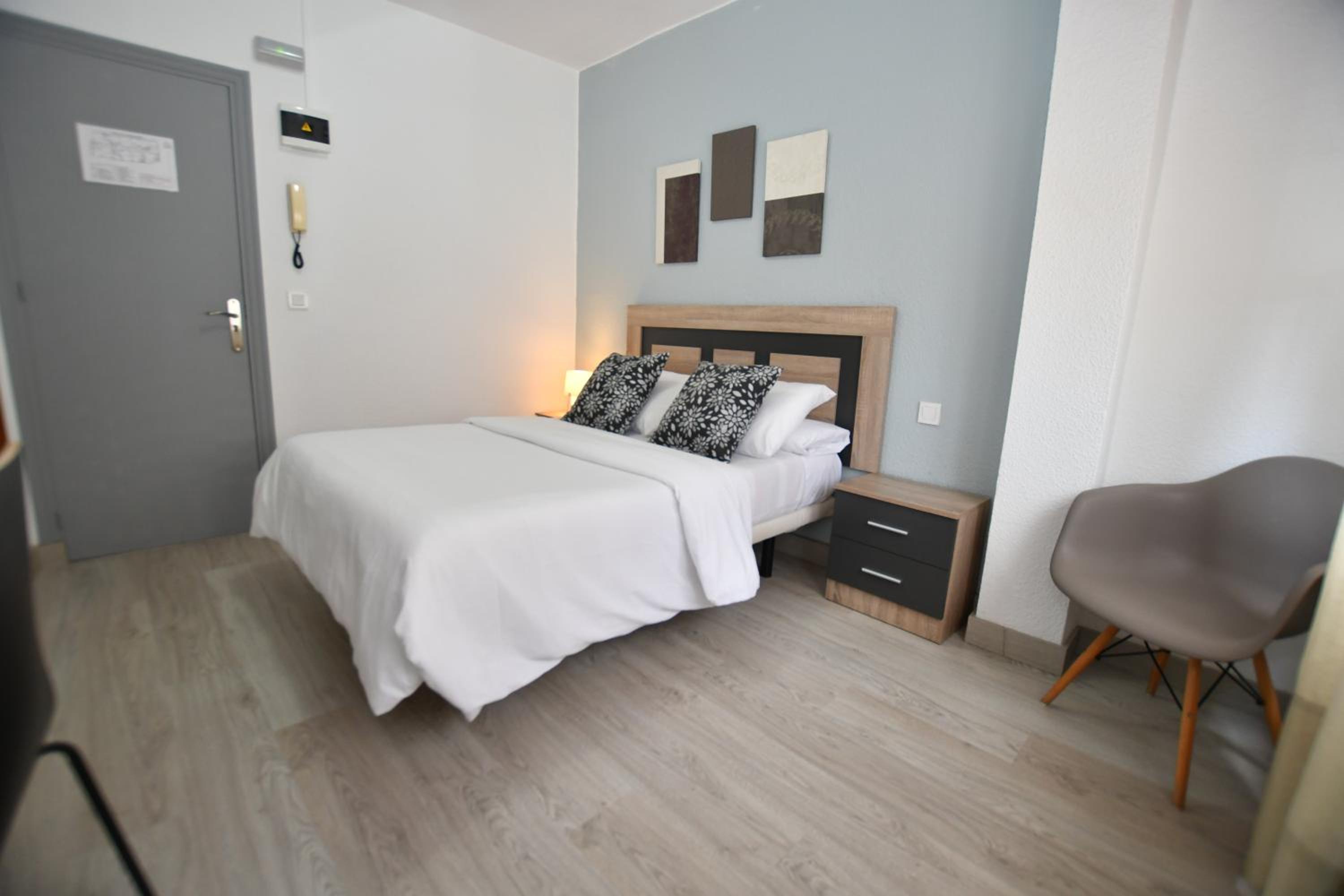 Double Room - Photo 38