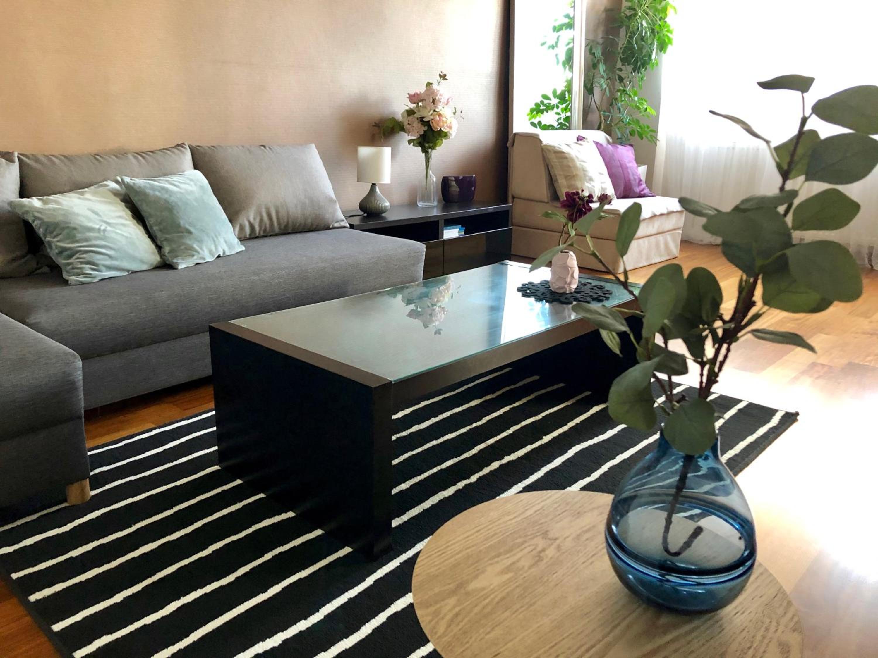 One-Bedroom Apartment - Photo 14