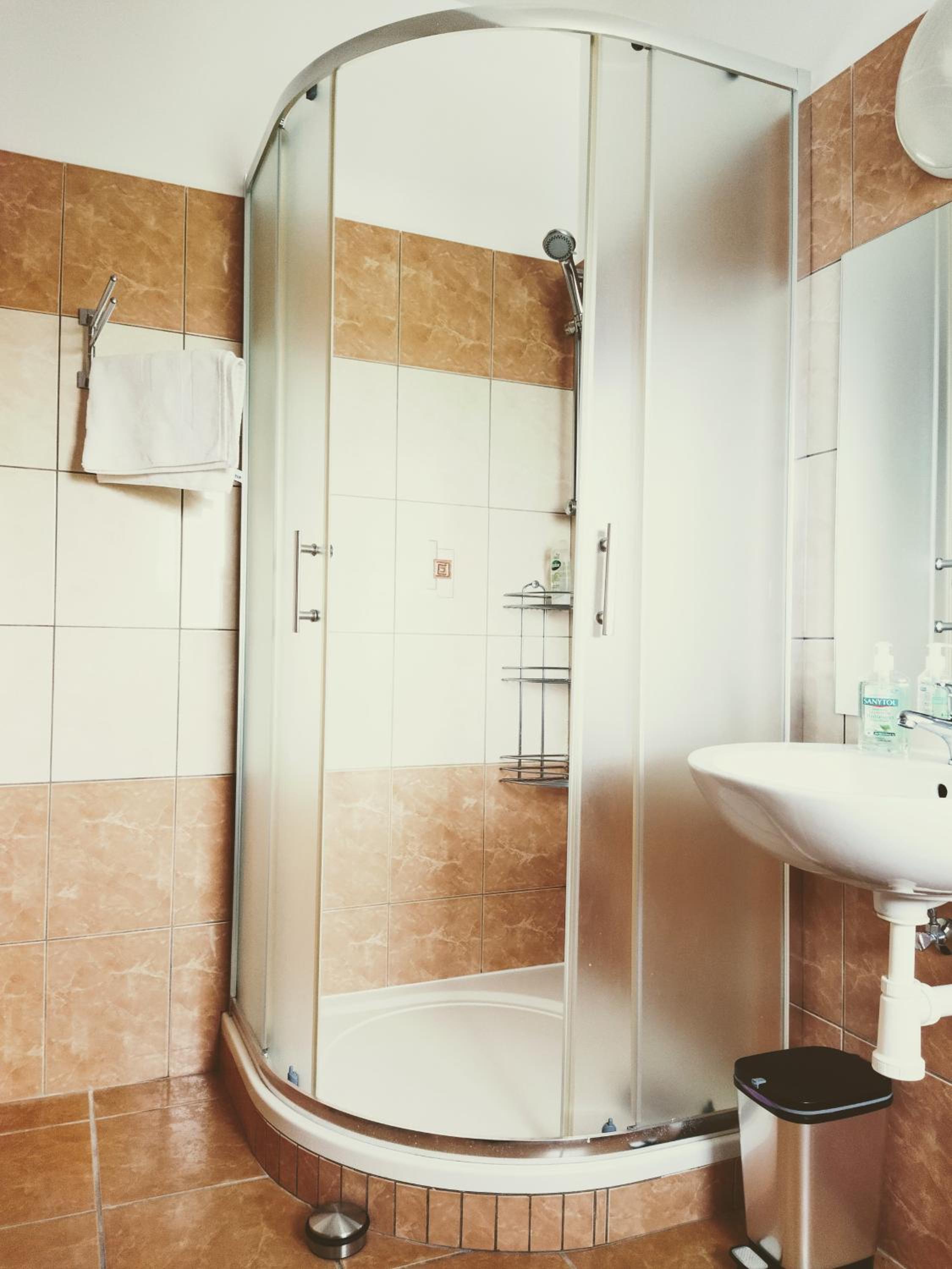 Double Room with Private Bathroom photo 1