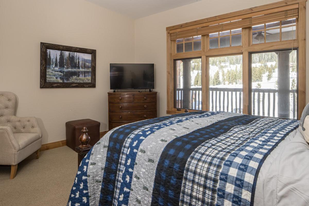 Four-Bedroom Vacation Home photo 3
