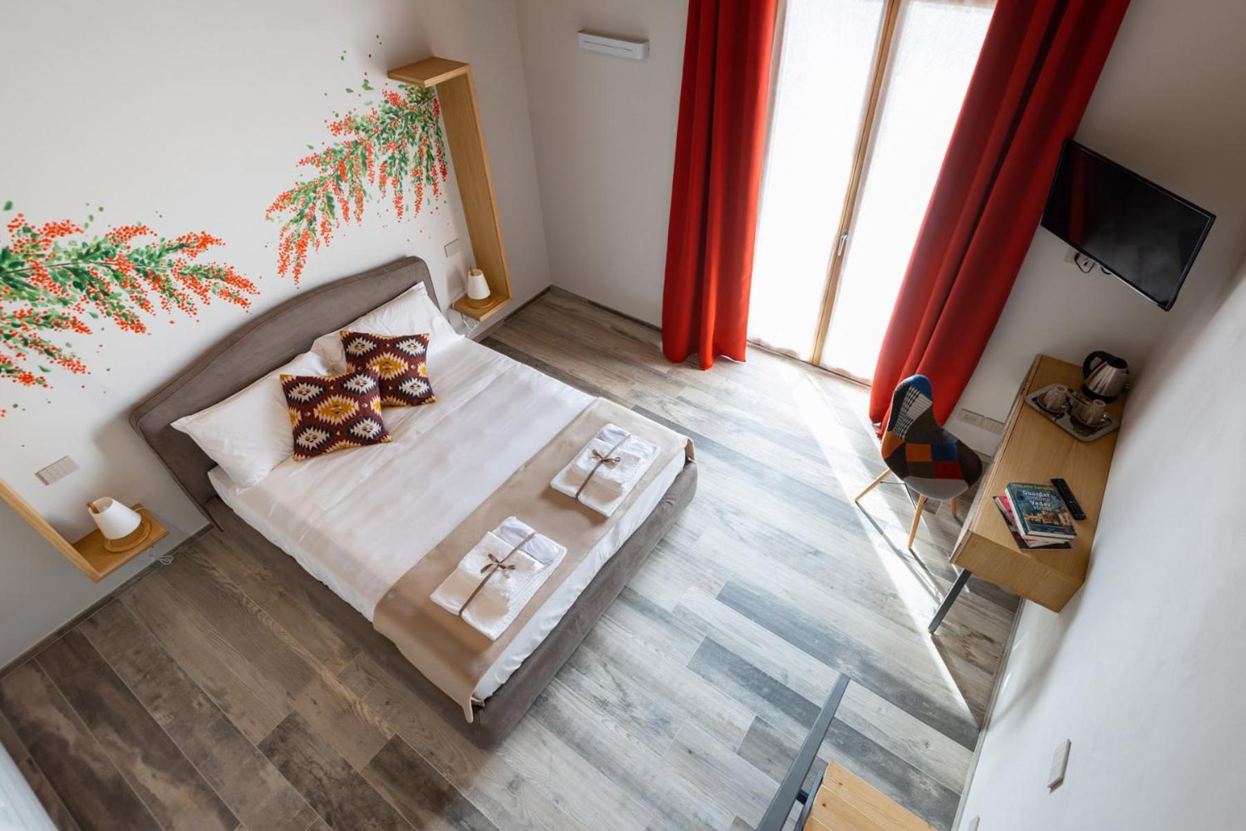 Double Room - Photo 2