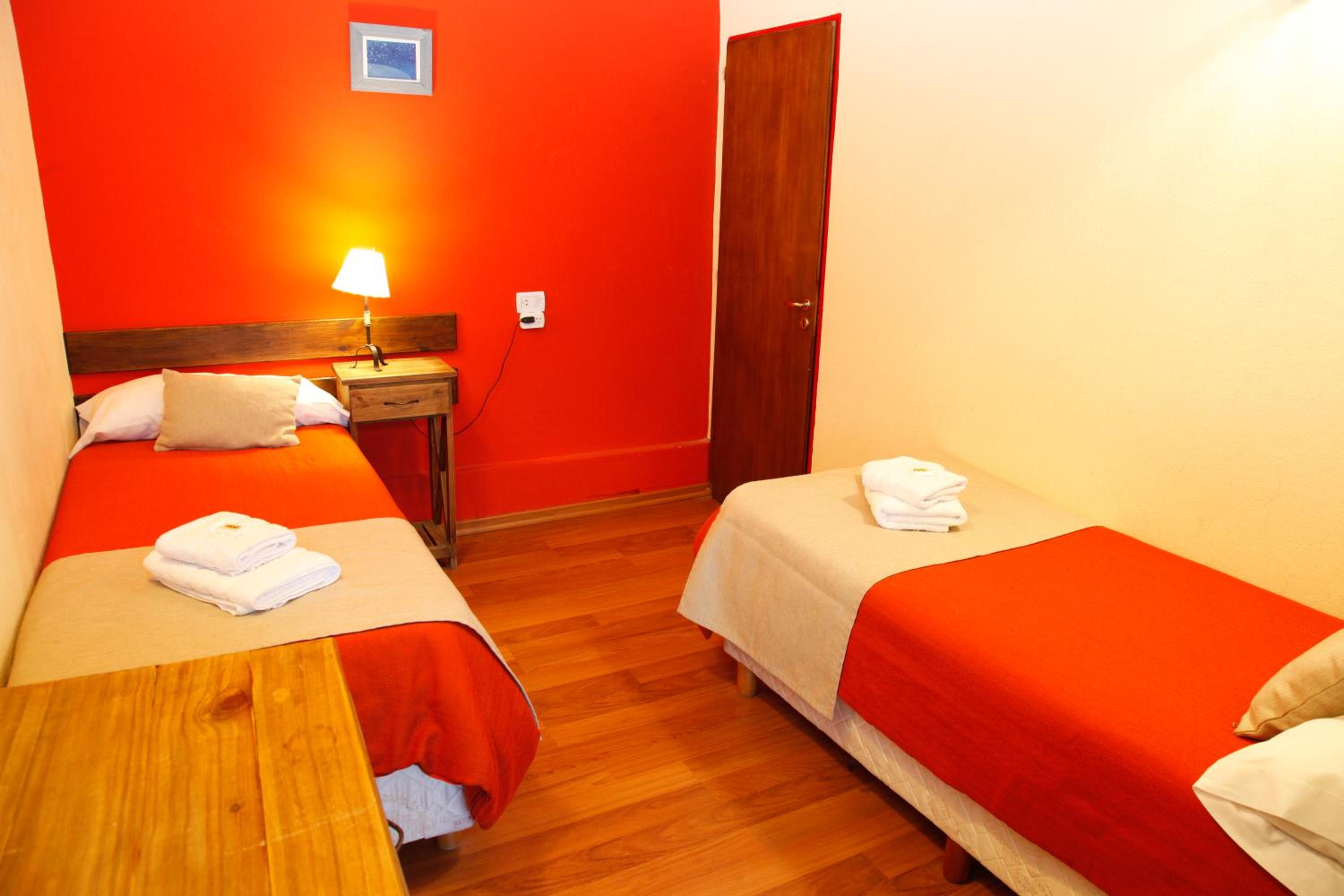Twin Room with Private Bathroom photo 1