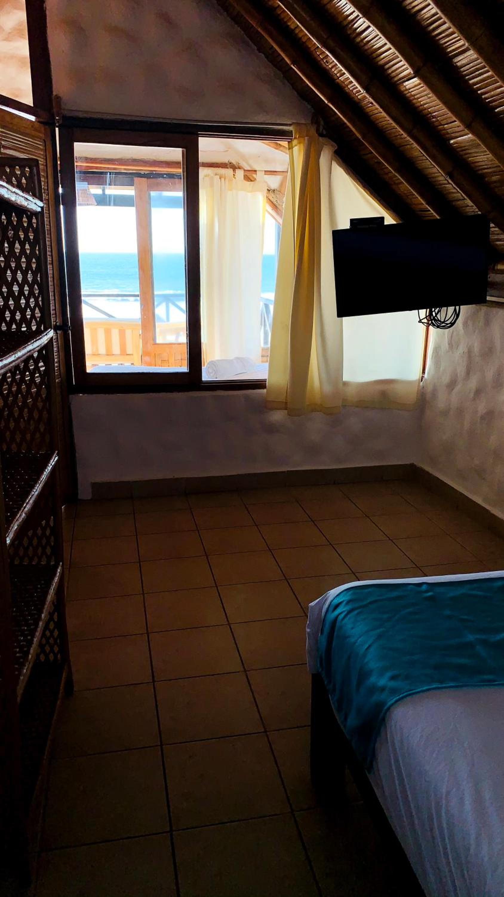 Family Bungalow with Sea View (5 Adults) - Second Floor photo 3
