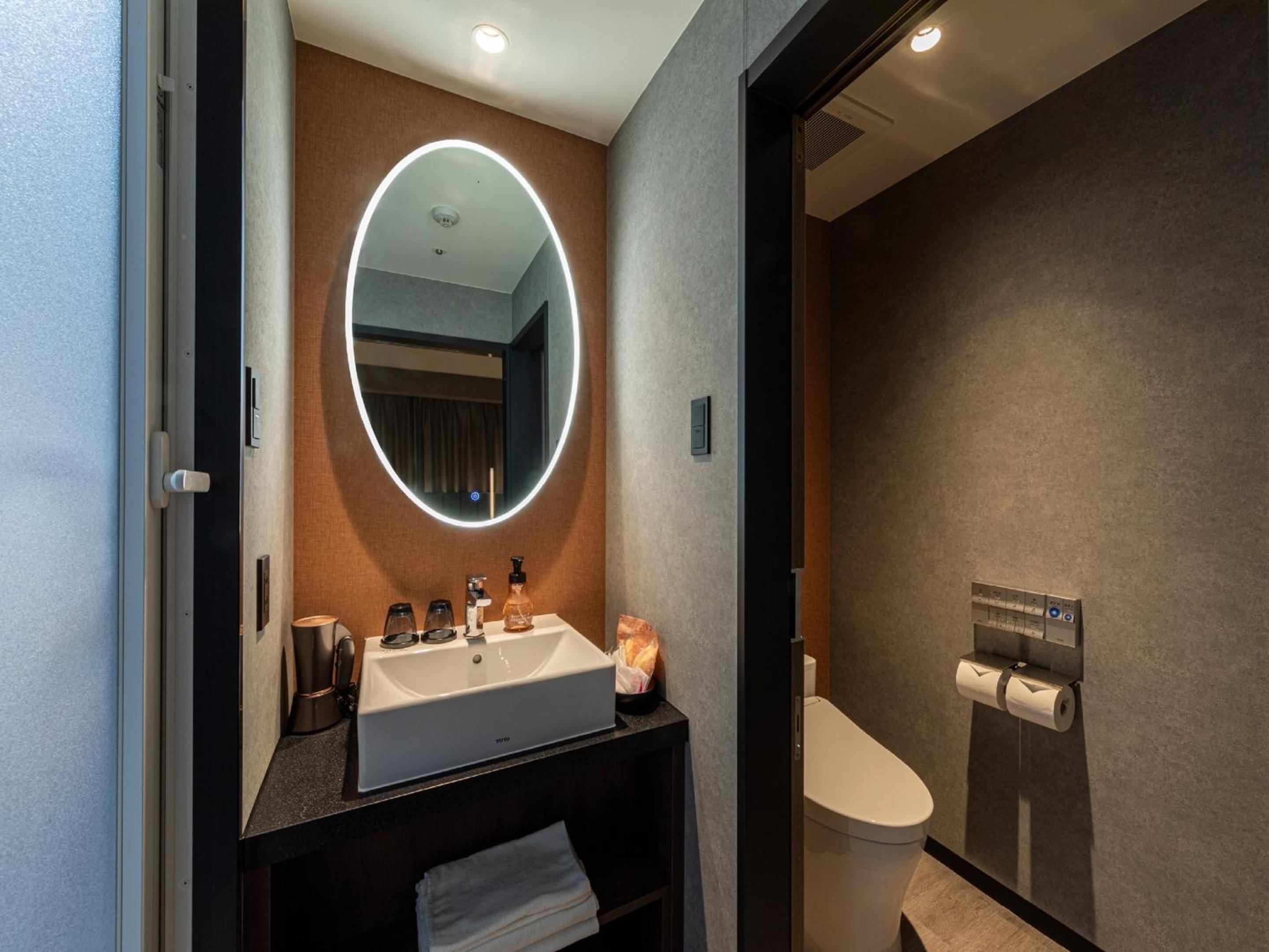 Renewal Executive Twin Room - Photo 2