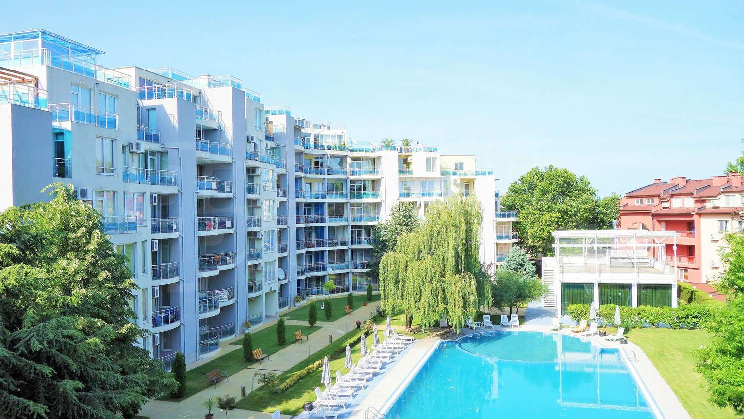 Apartment With Pool View  photo 1