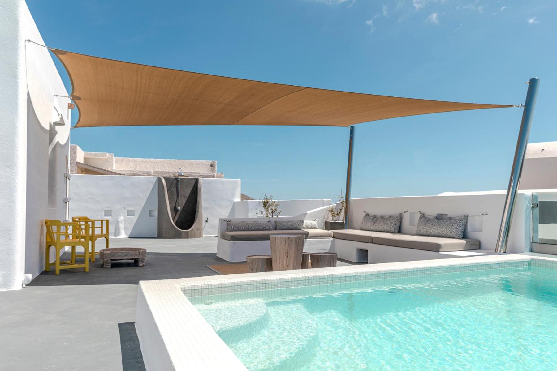 Villa with Private Pool - Photo 17