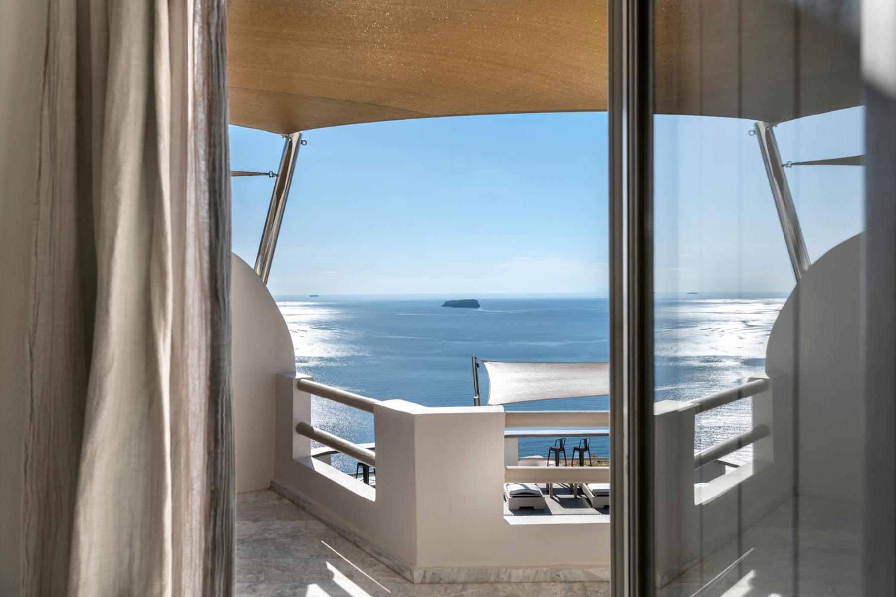 Superior Double Room With Volcano View Balcony - Photo 6
