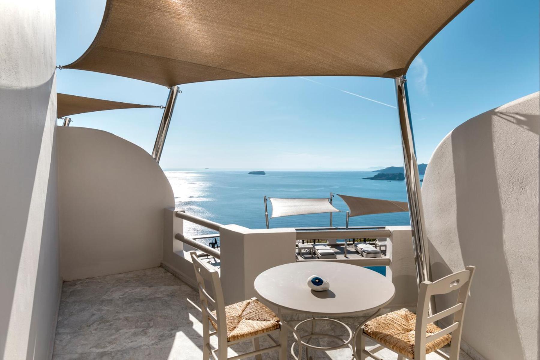 Superior Double Room With Volcano View Balcony - Photo 5